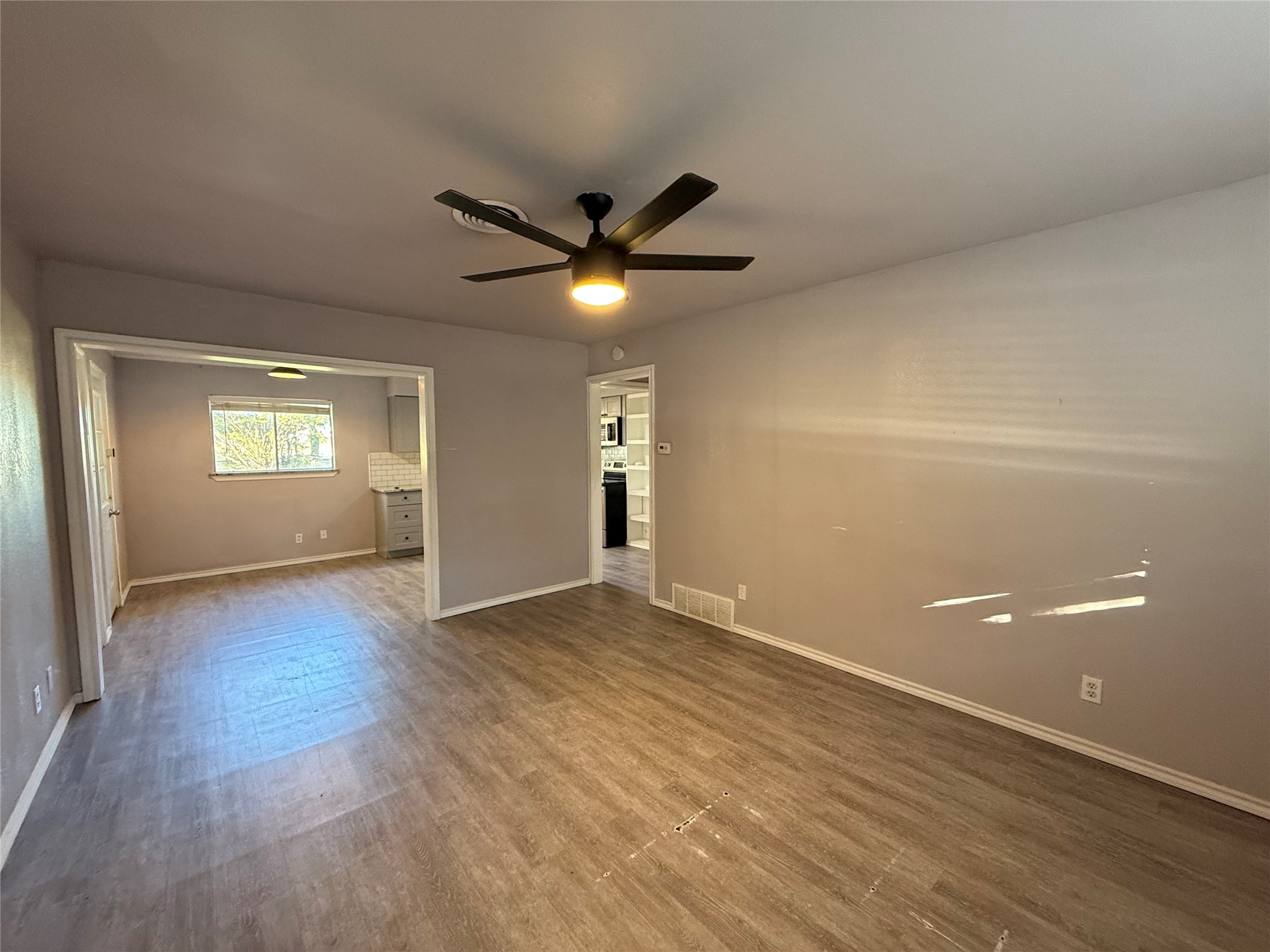 1513 Lawdwin Avenue Bridgeport TX 76426