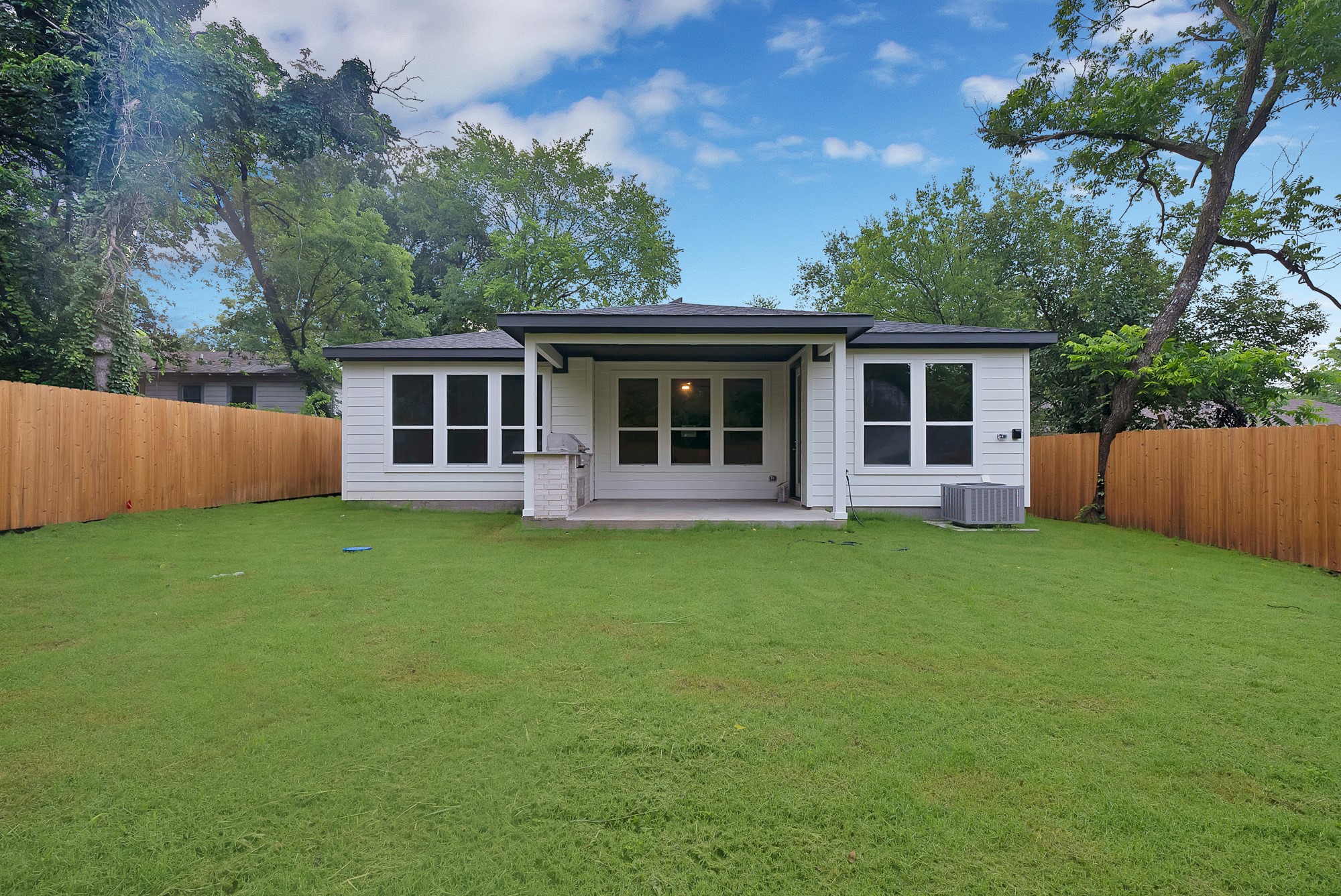4523 S Ewing Avenue Dallas TX 75216