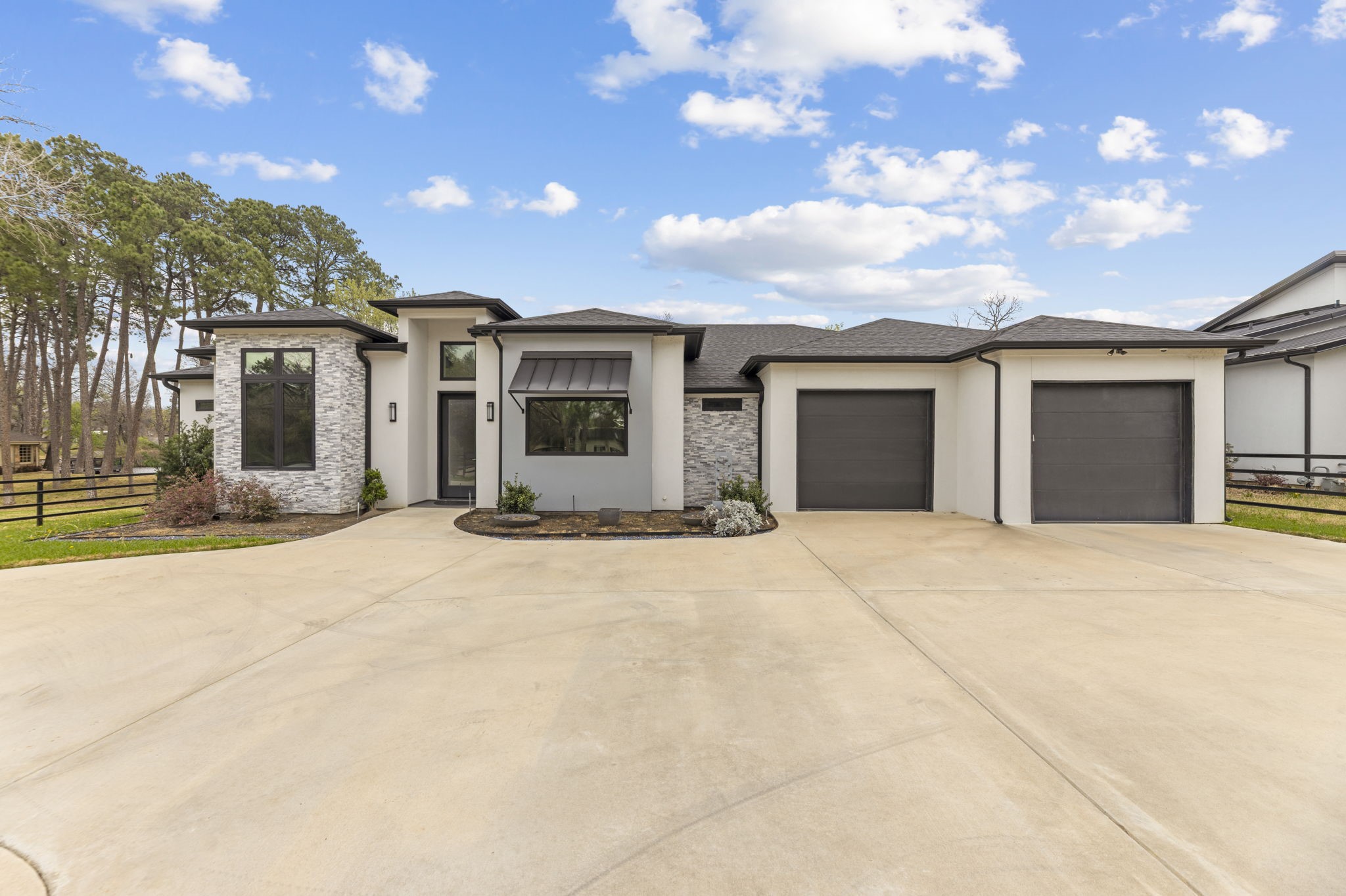 1515 N Fielder Road Arlington TX 76012