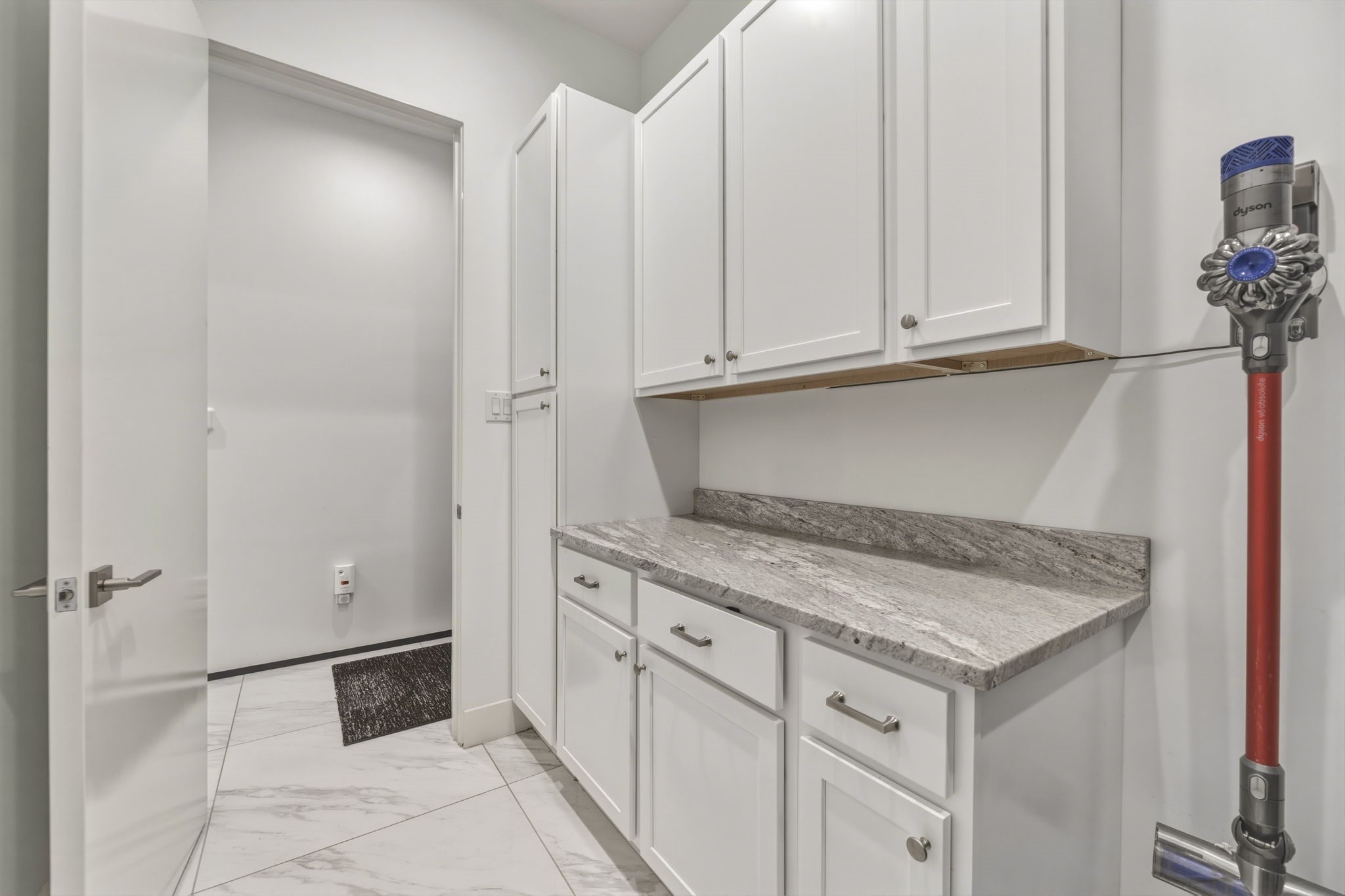 1515 N Fielder Road Arlington TX 76012