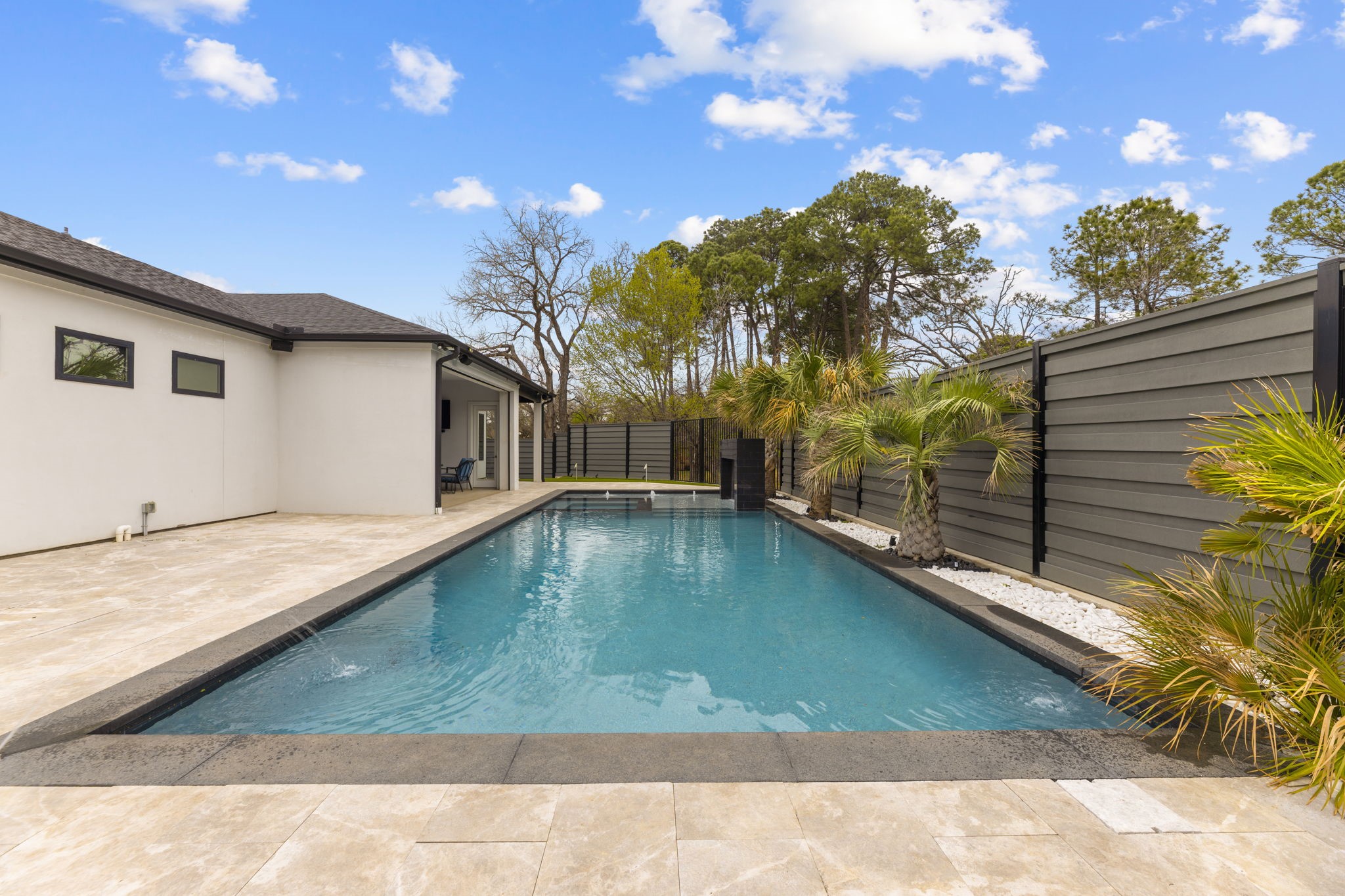 1515 N Fielder Road Arlington TX 76012