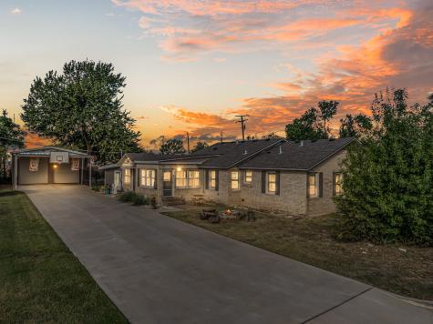1500 W 10th Street Mcgregor TX 76657
