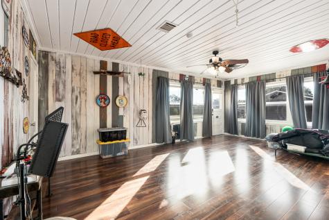 1500 W 10th Street Mcgregor TX 76657