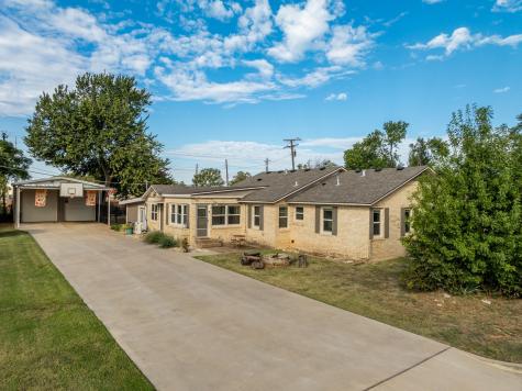 1500 W 10th Street Mcgregor TX 76657