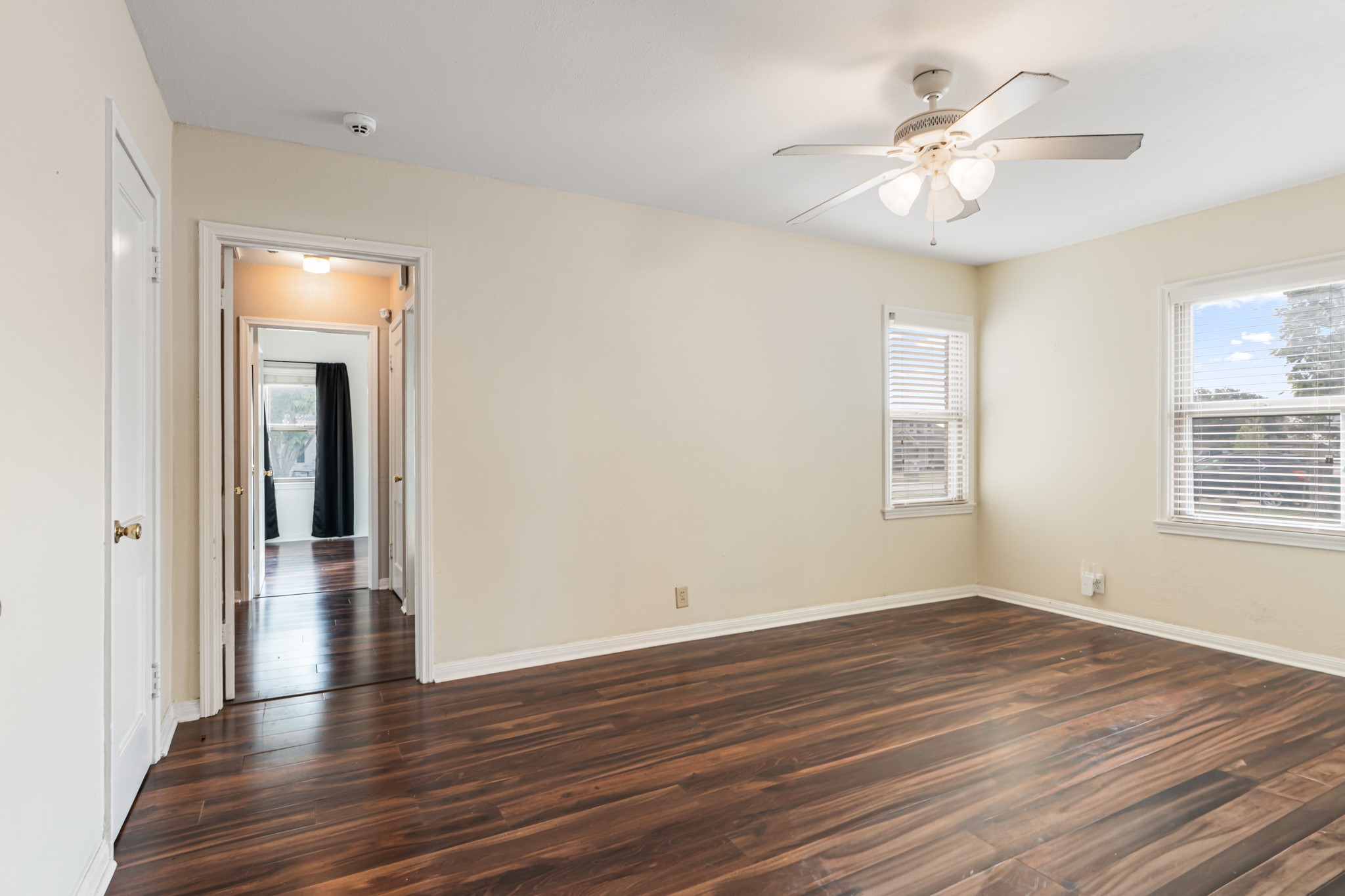 1500 W 10th Street Mcgregor TX 76657