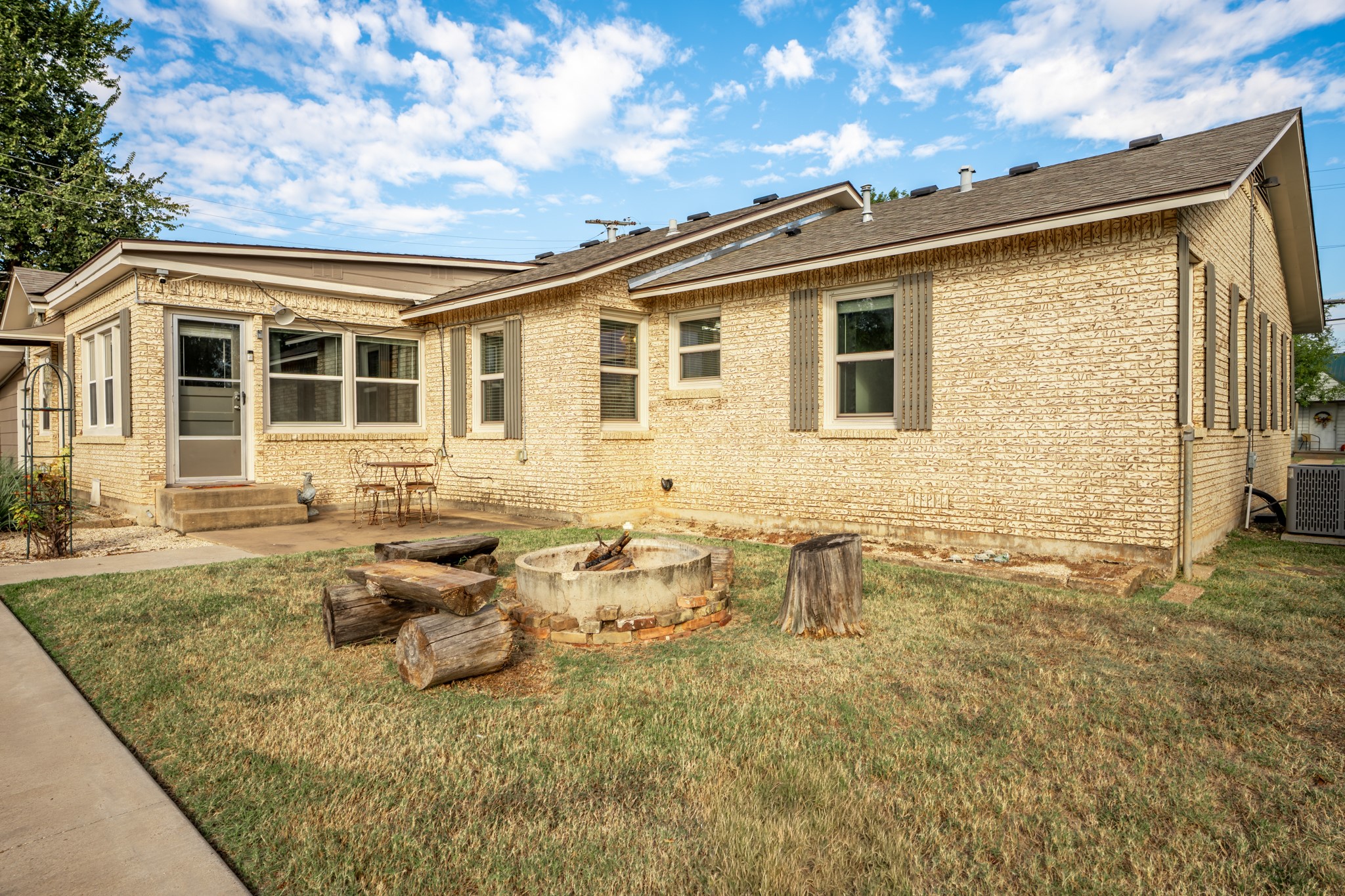 1500 W 10th Street Mcgregor TX 76657