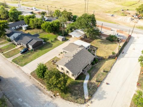 1500 W 10th Street Mcgregor TX 76657