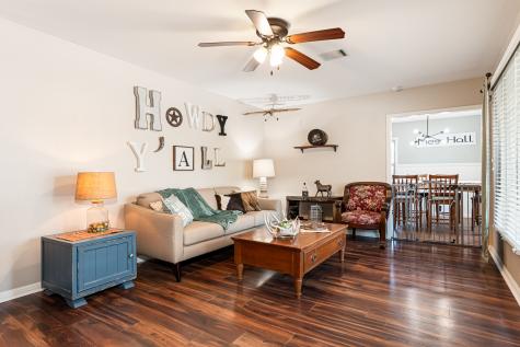1500 W 10th Street Mcgregor TX 76657