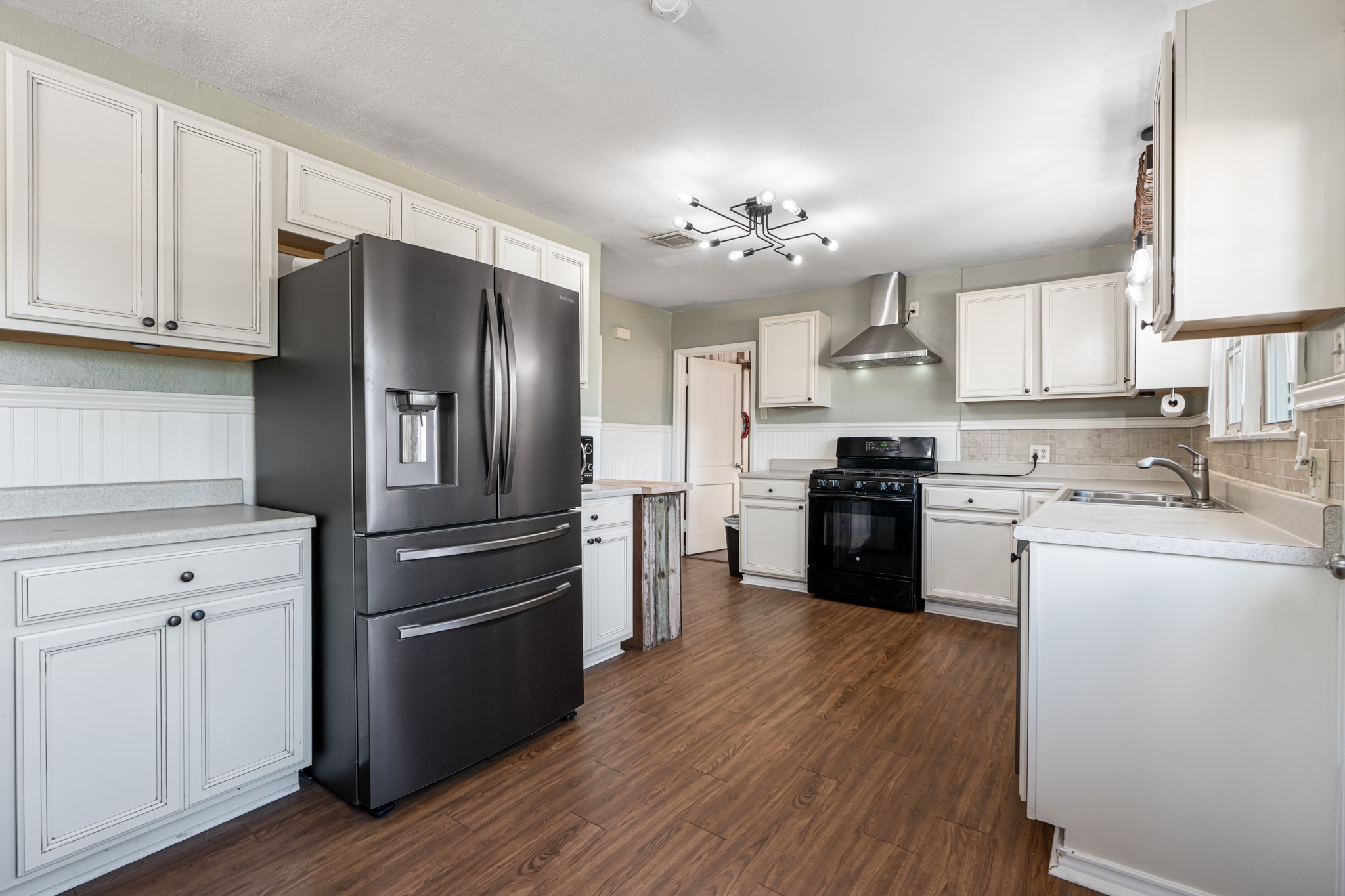 1500 W 10th Street Mcgregor TX 76657