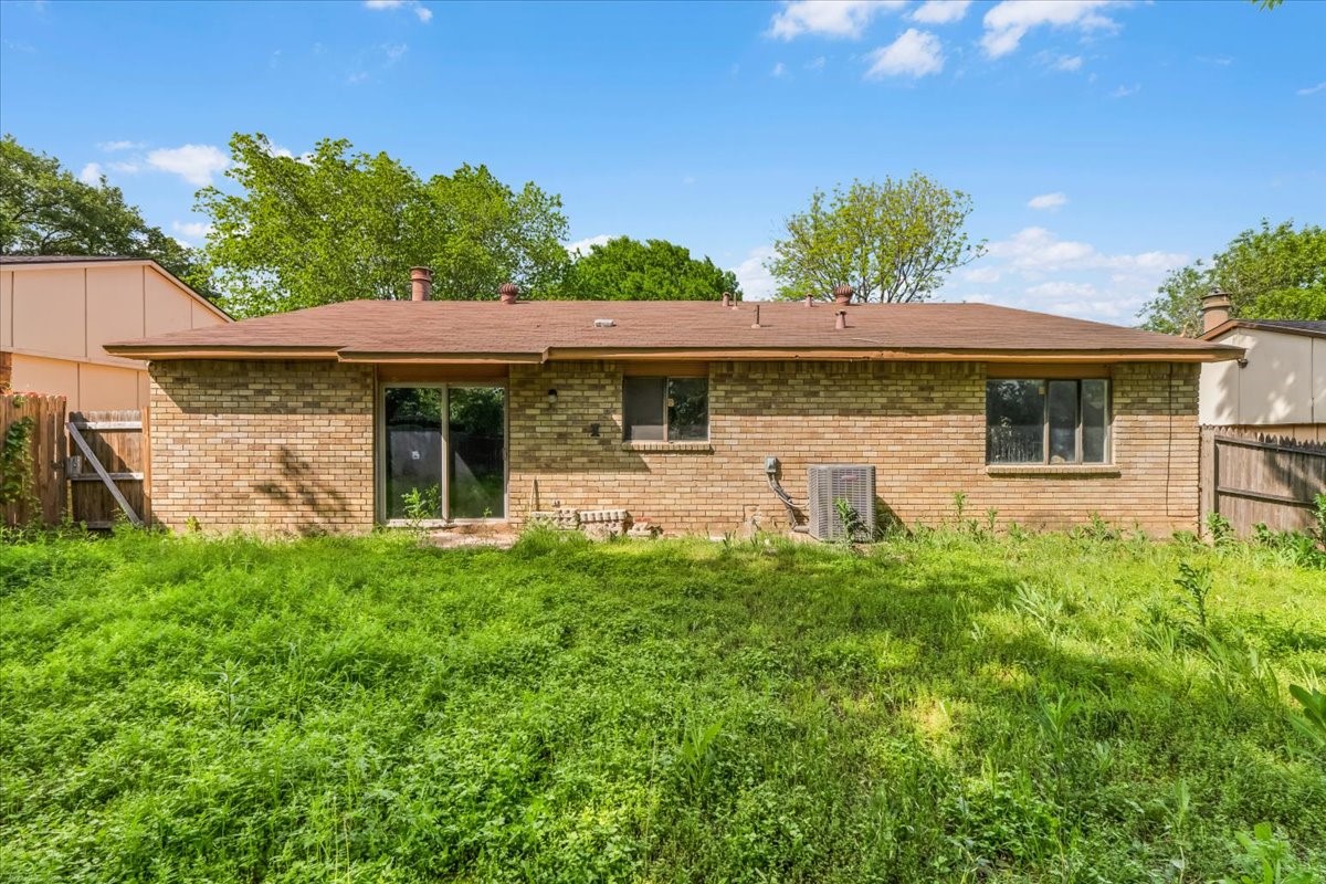 7112 Winterberry Drive Dallas TX 75249