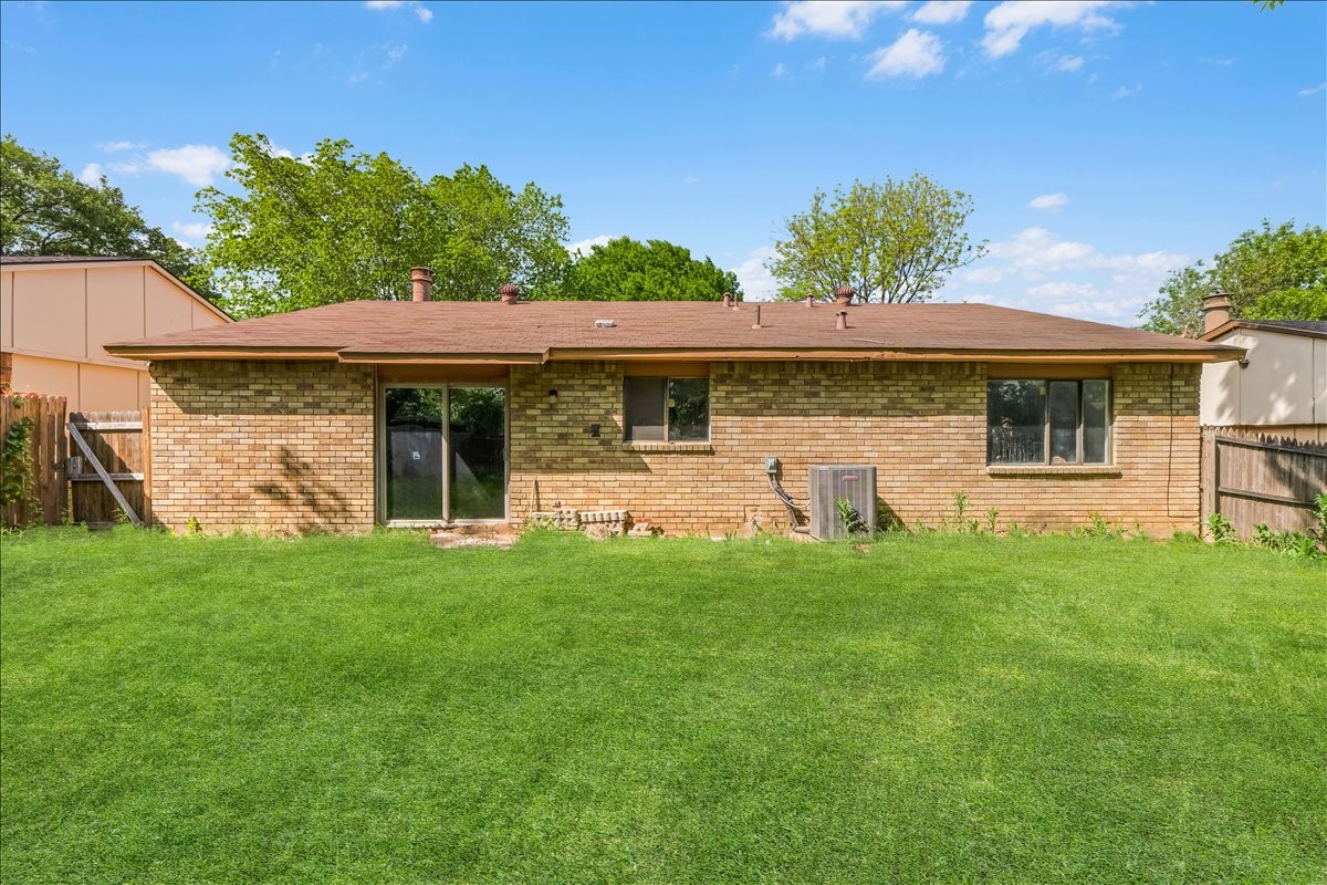 7112 Winterberry Drive Dallas TX 75249