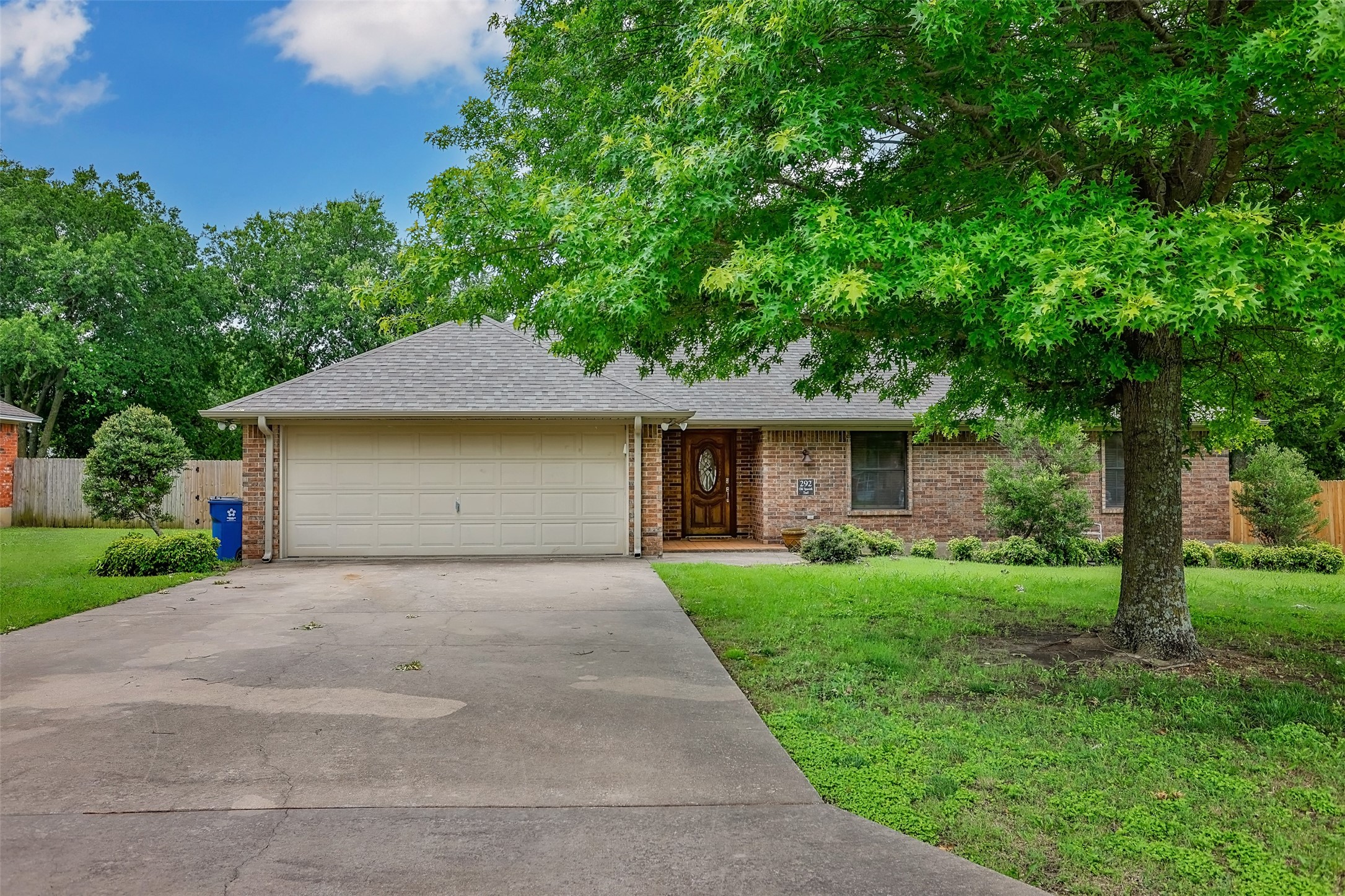 292 Old Spanish Trail Valley View TX 76272