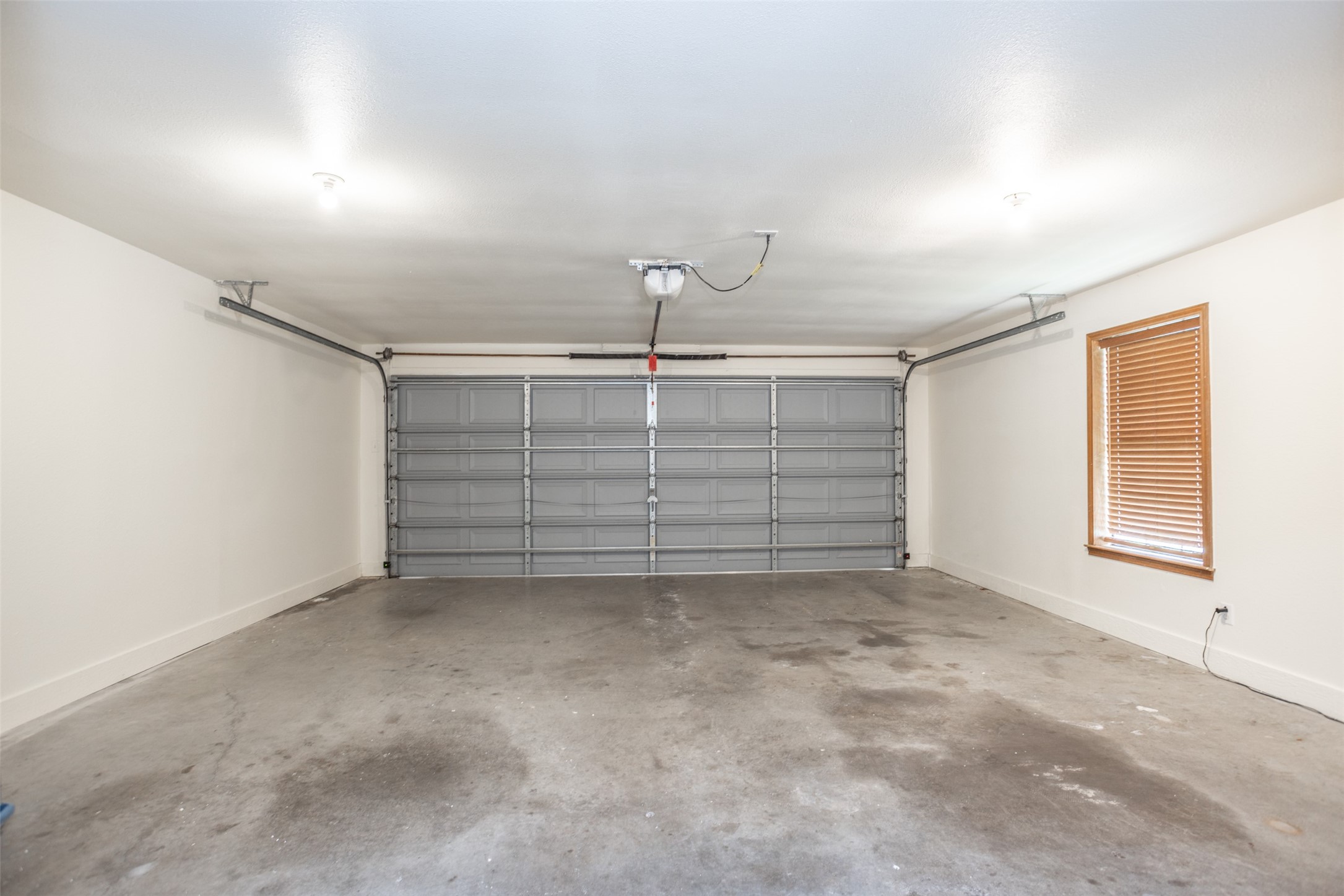 292 Old Spanish Trail Valley View TX 76272