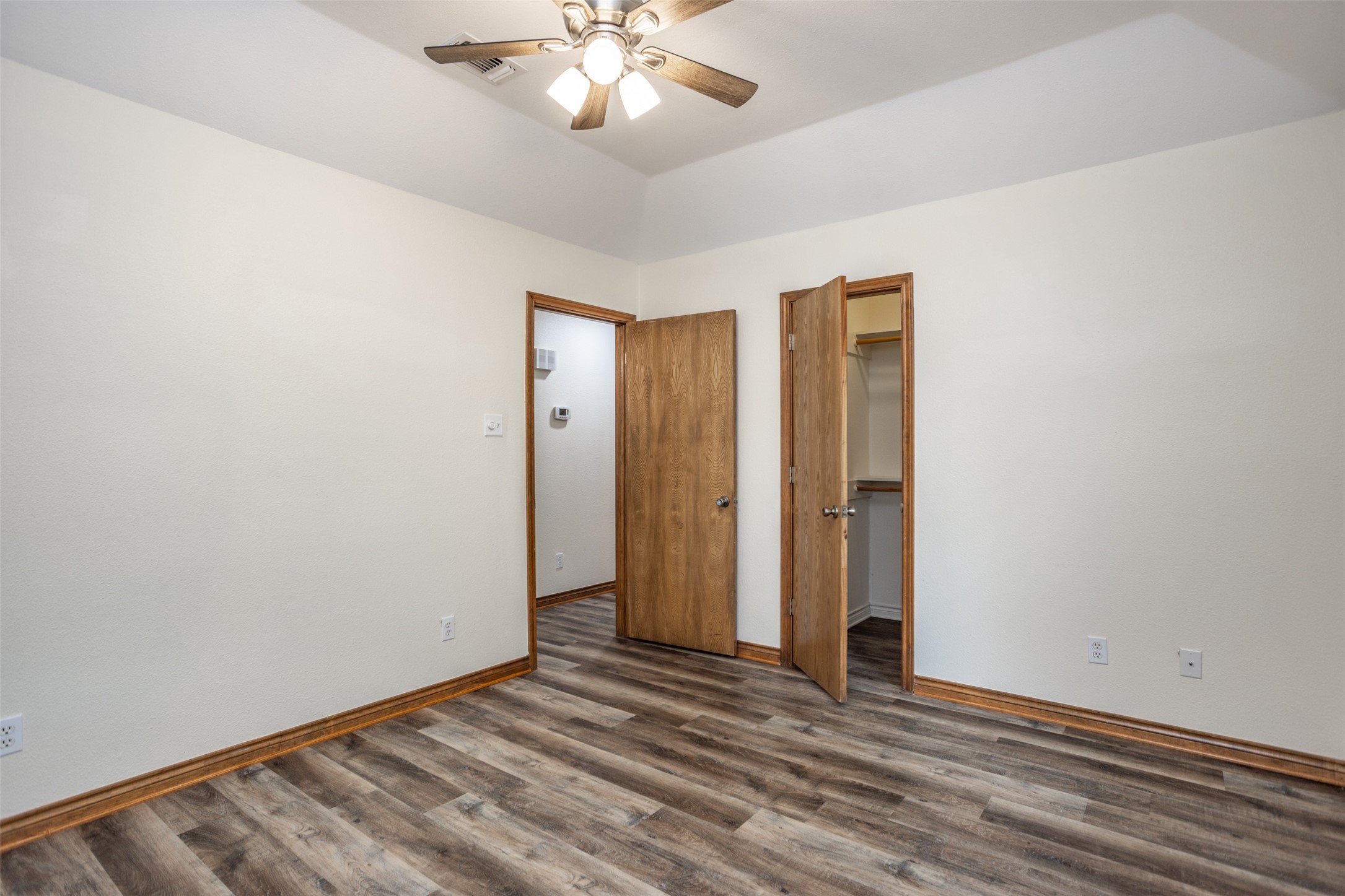 292 Old Spanish Trail Valley View TX 76272