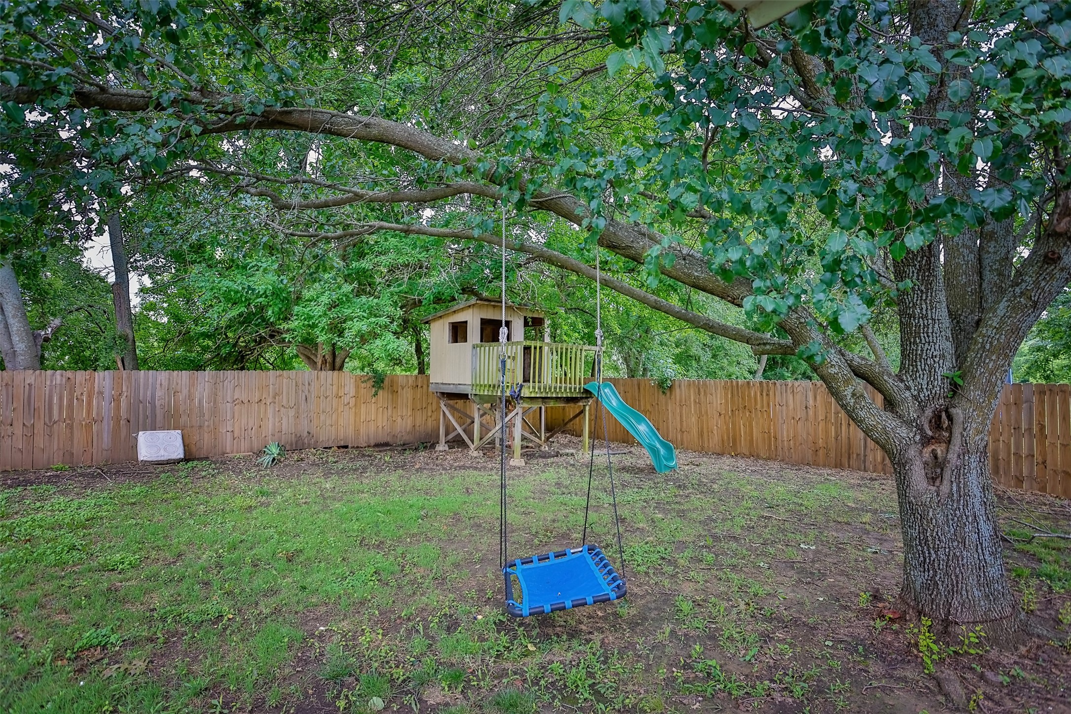 292 Old Spanish Trail Valley View TX 76272