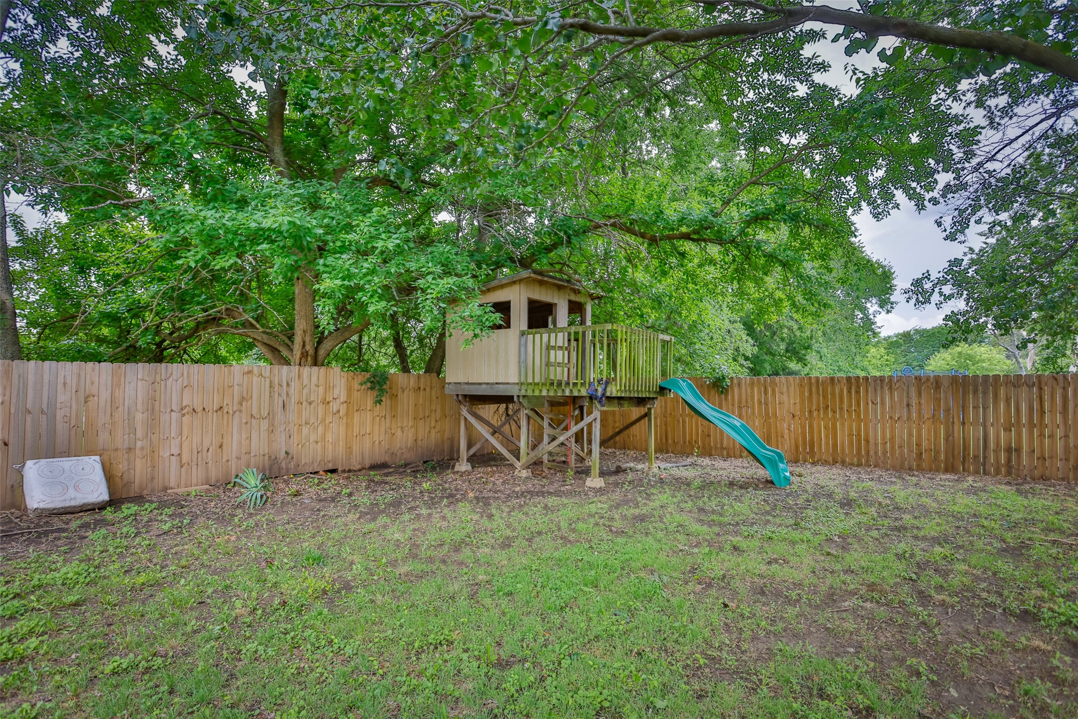 292 Old Spanish Trail Valley View TX 76272