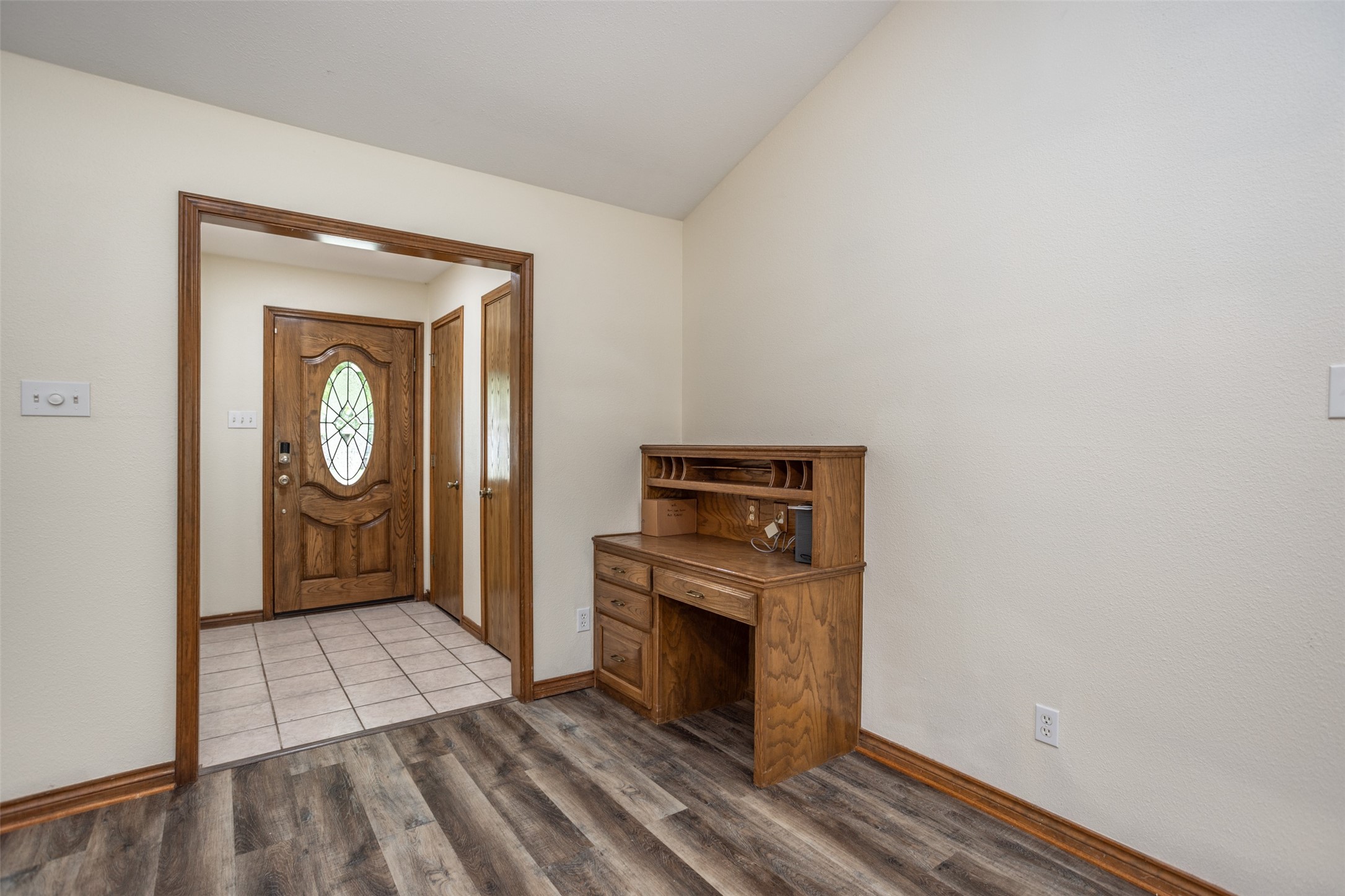 292 Old Spanish Trail Valley View TX 76272