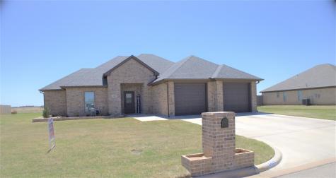 1422 Danberry Street Burkburnett TX 76354