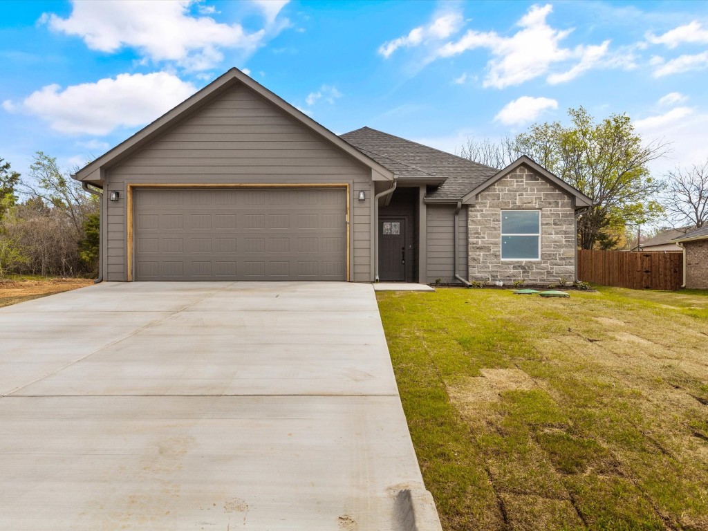 5410 Belaire Circle Granbury TX 76048
