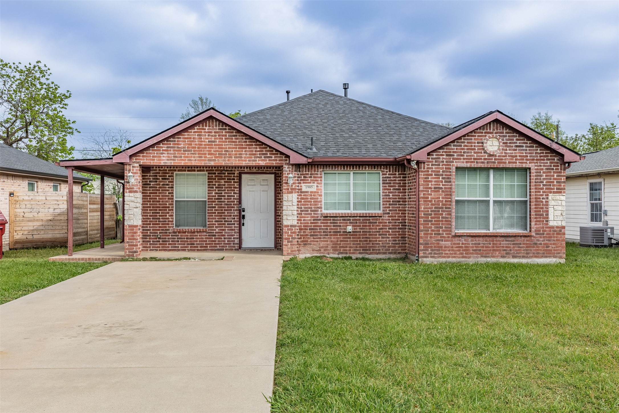 Sherman TX, 1905 E Alma Avenue