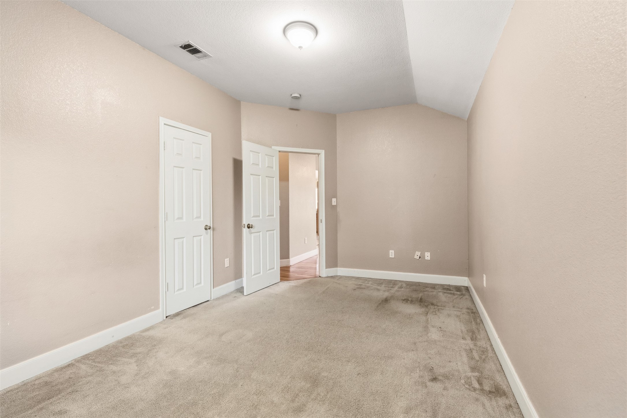 1905 E Alma Avenue Sherman TX 75090