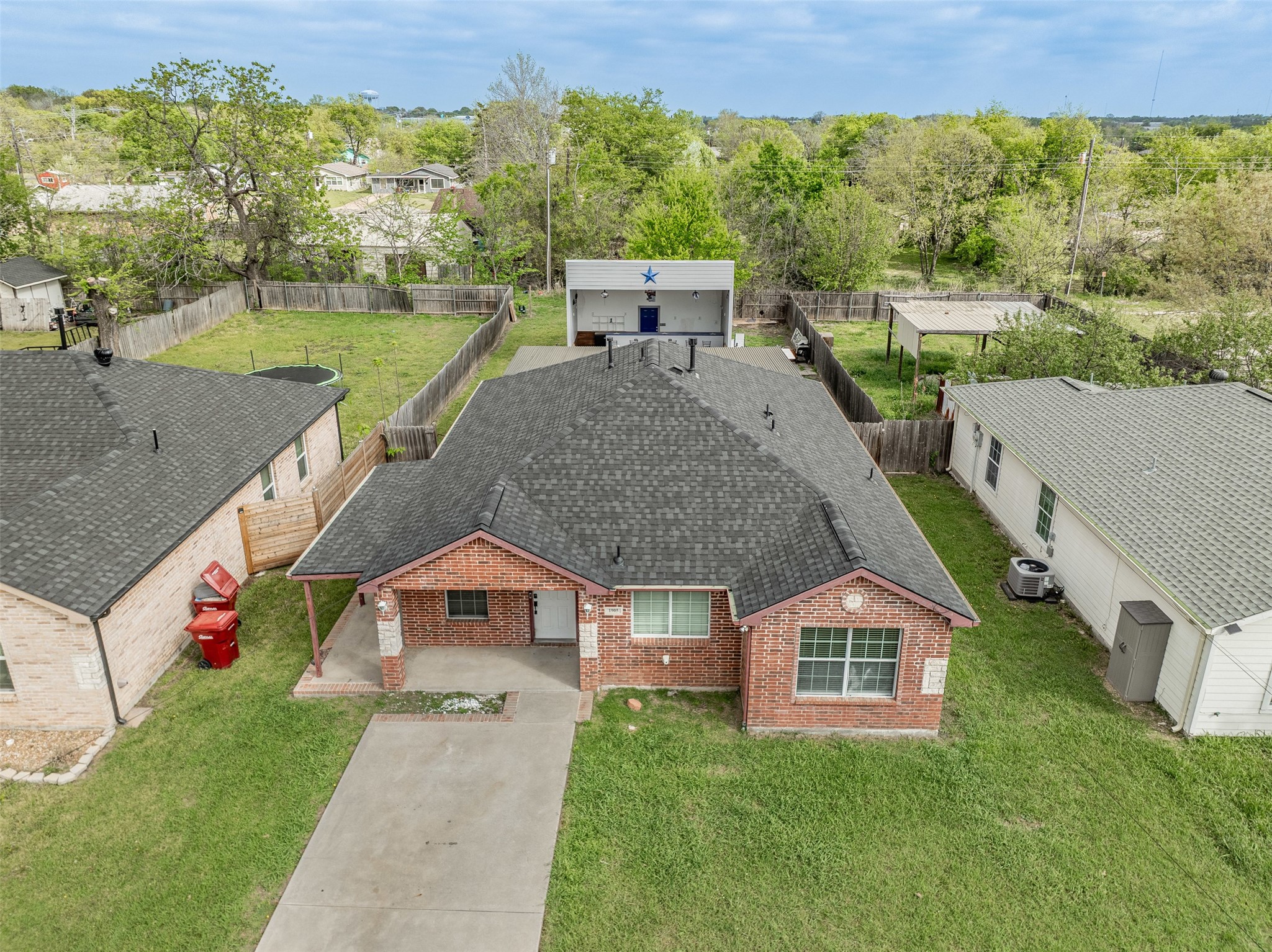 1905 E Alma Avenue Sherman TX 75090