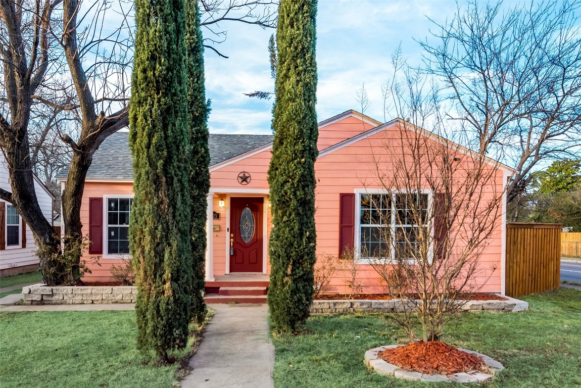 1403 W Illinois Avenue Dallas TX 75224