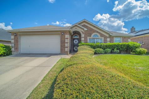 1634 Powder Horn Lane Arlington TX 76018