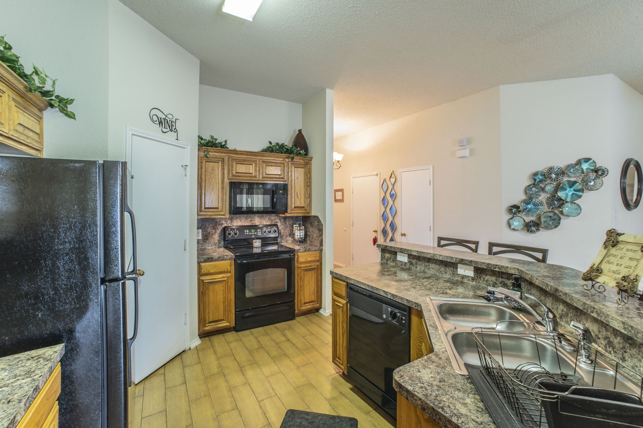 1634 Powder Horn Lane Arlington TX 76018