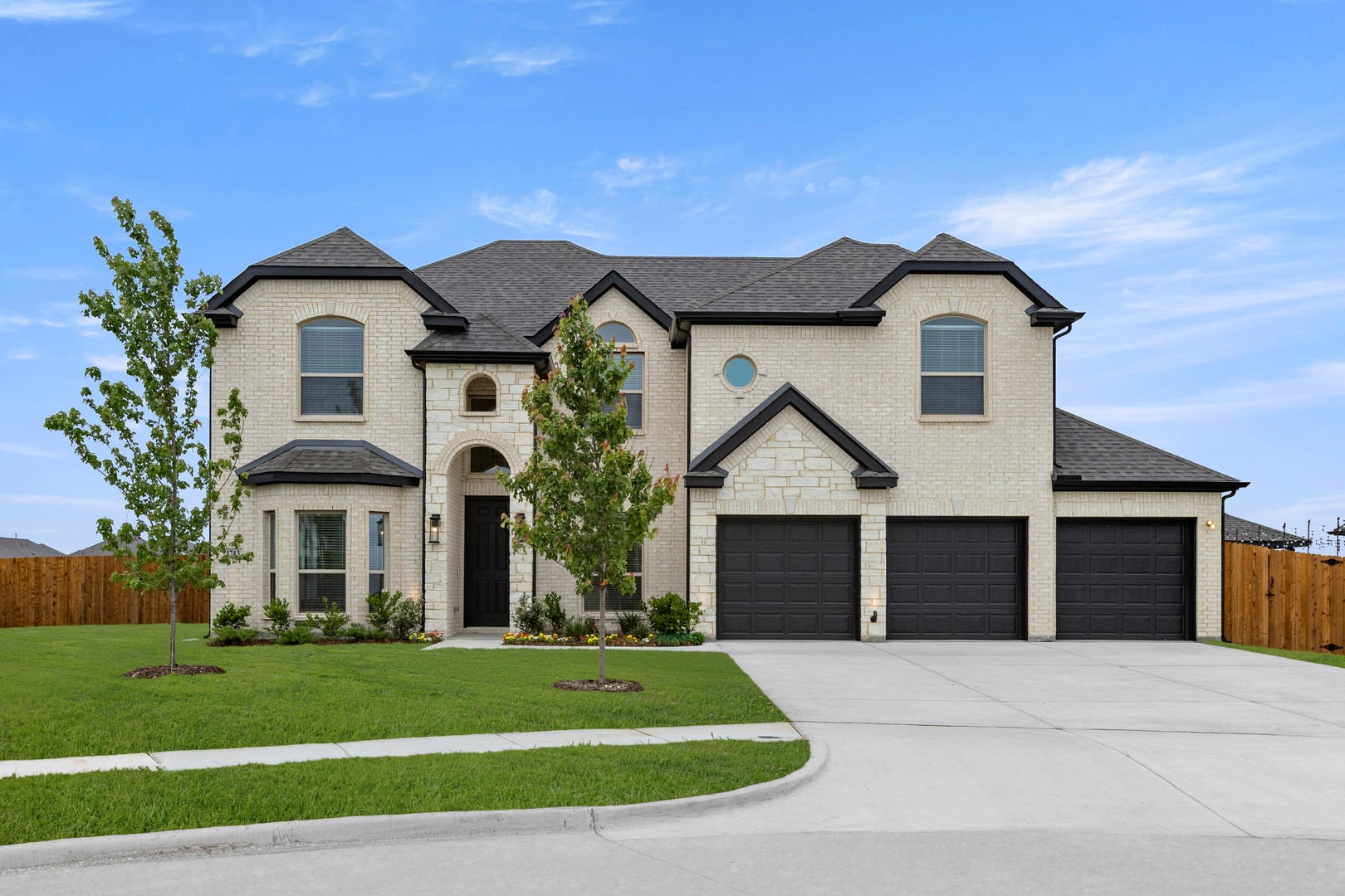 1743 Newport Lane Cedar Hill TX 75104