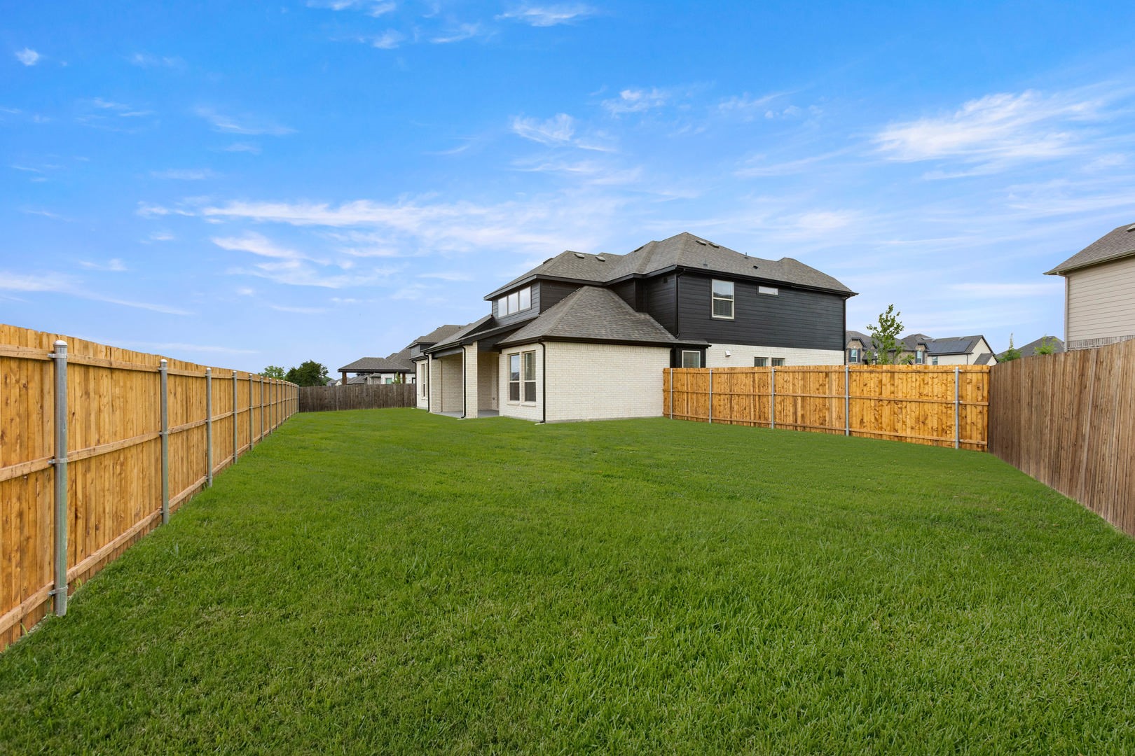1743 Newport Lane Cedar Hill TX 75104