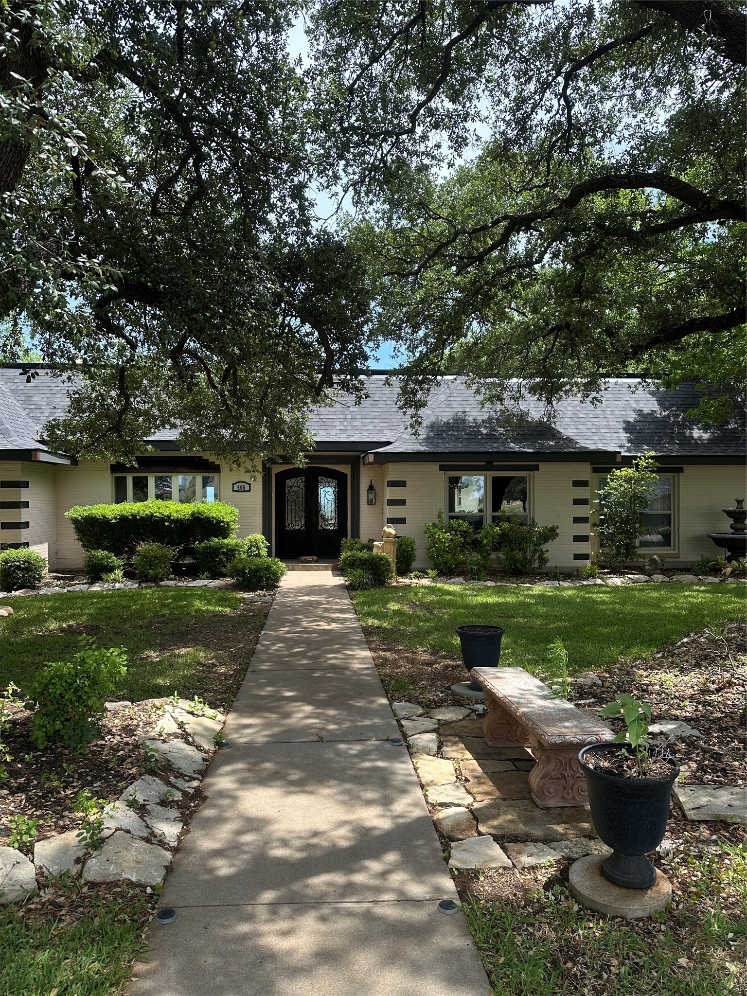 505 High Road Coleman TX 76834