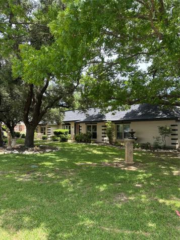 505 High Road Coleman TX 76834