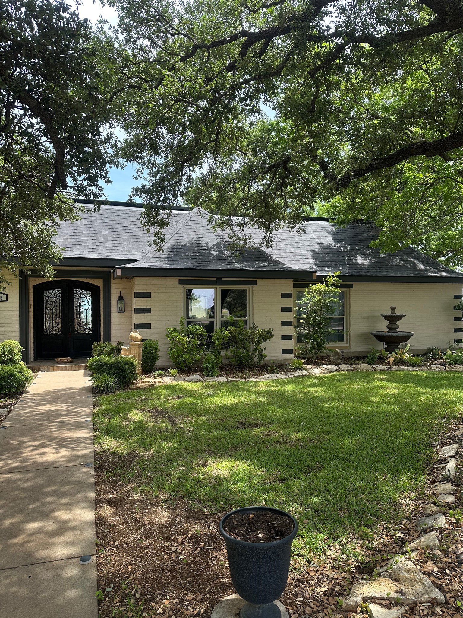 505 High Road Coleman TX 76834