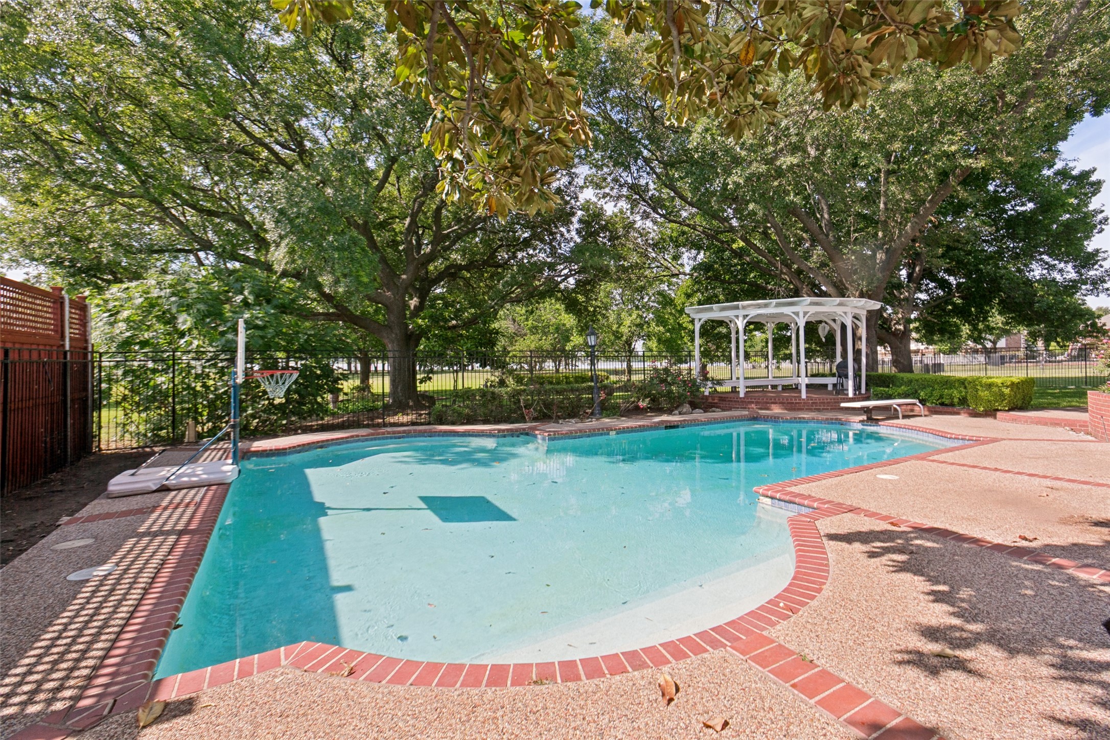 32 Victoria Drive Rowlett TX 75088