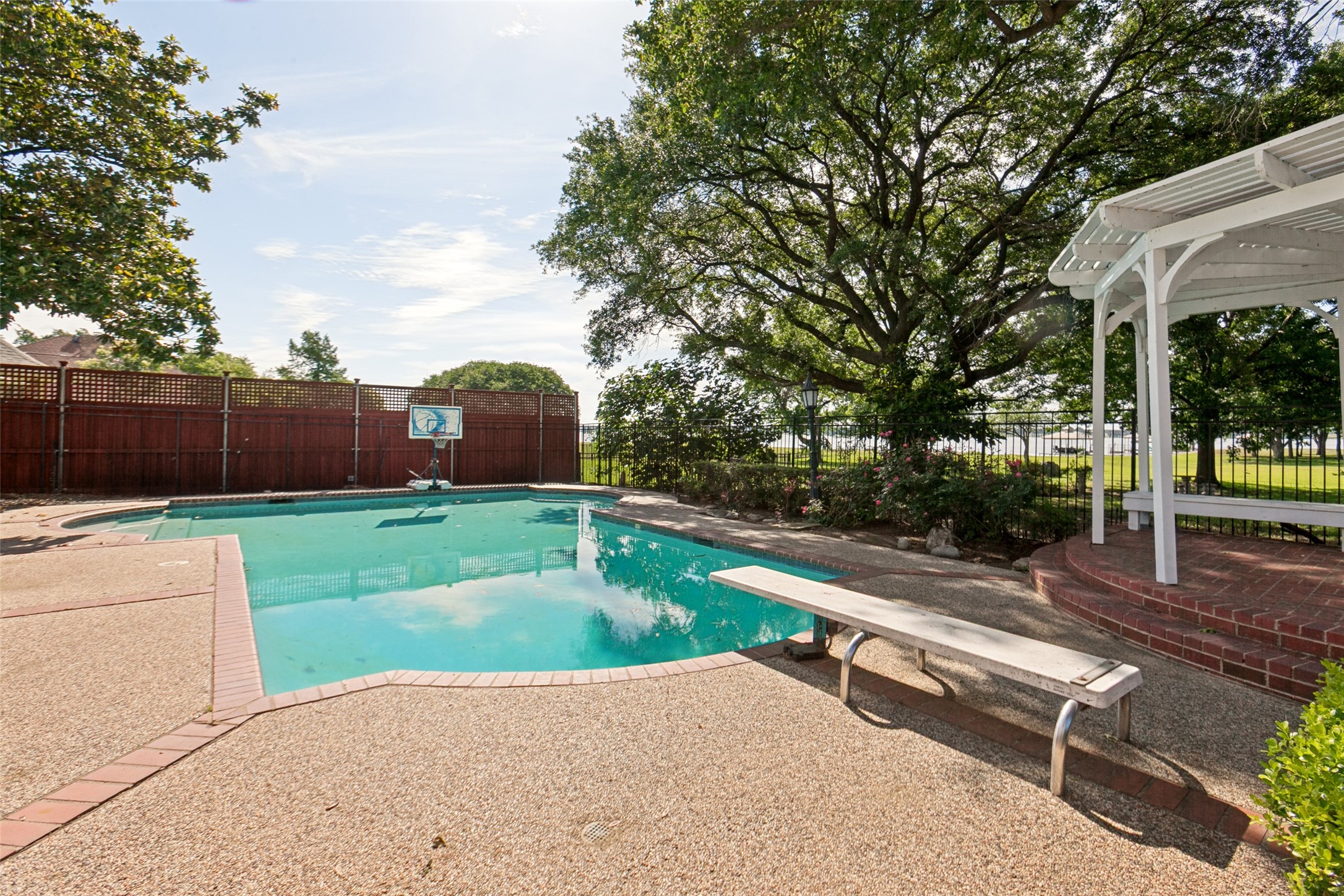 32 Victoria Drive Rowlett TX 75088