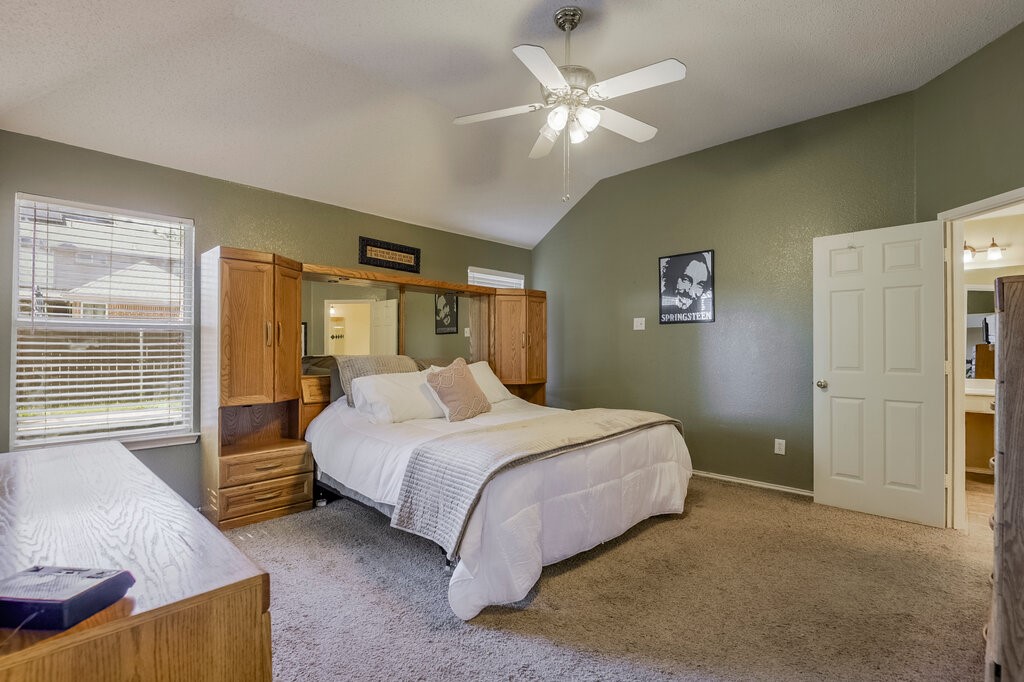 1718 Falcon Drive Corinth TX 76210