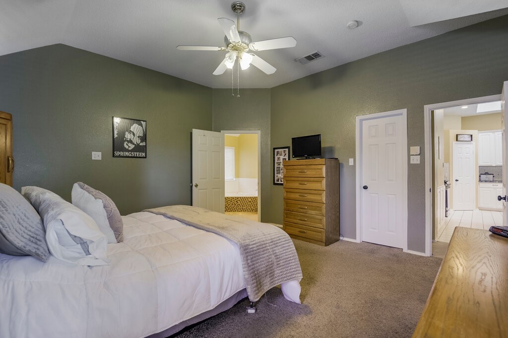 1718 Falcon Drive Corinth TX 76210