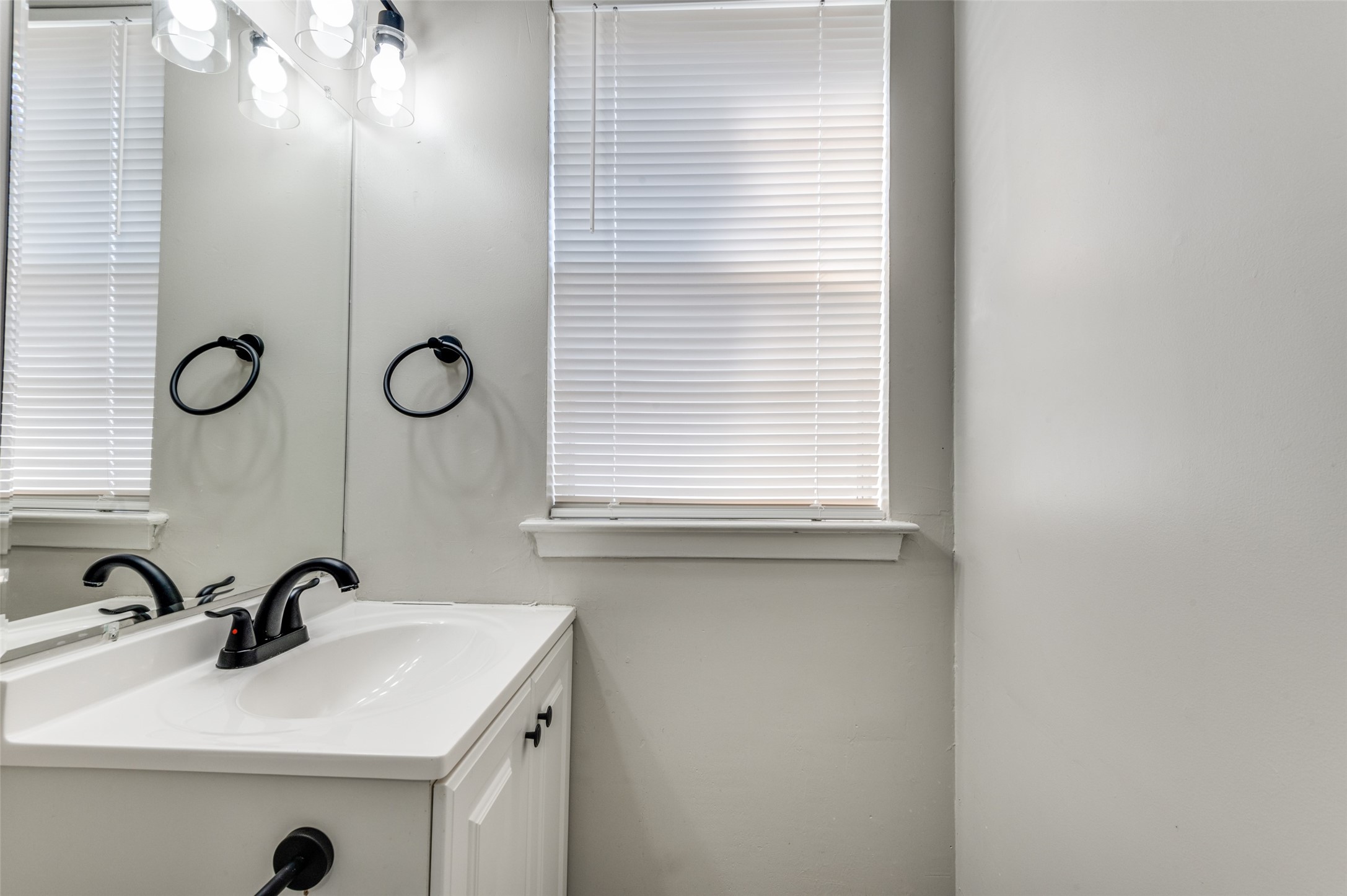 3820 Flamingo Lane Irving TX 75062