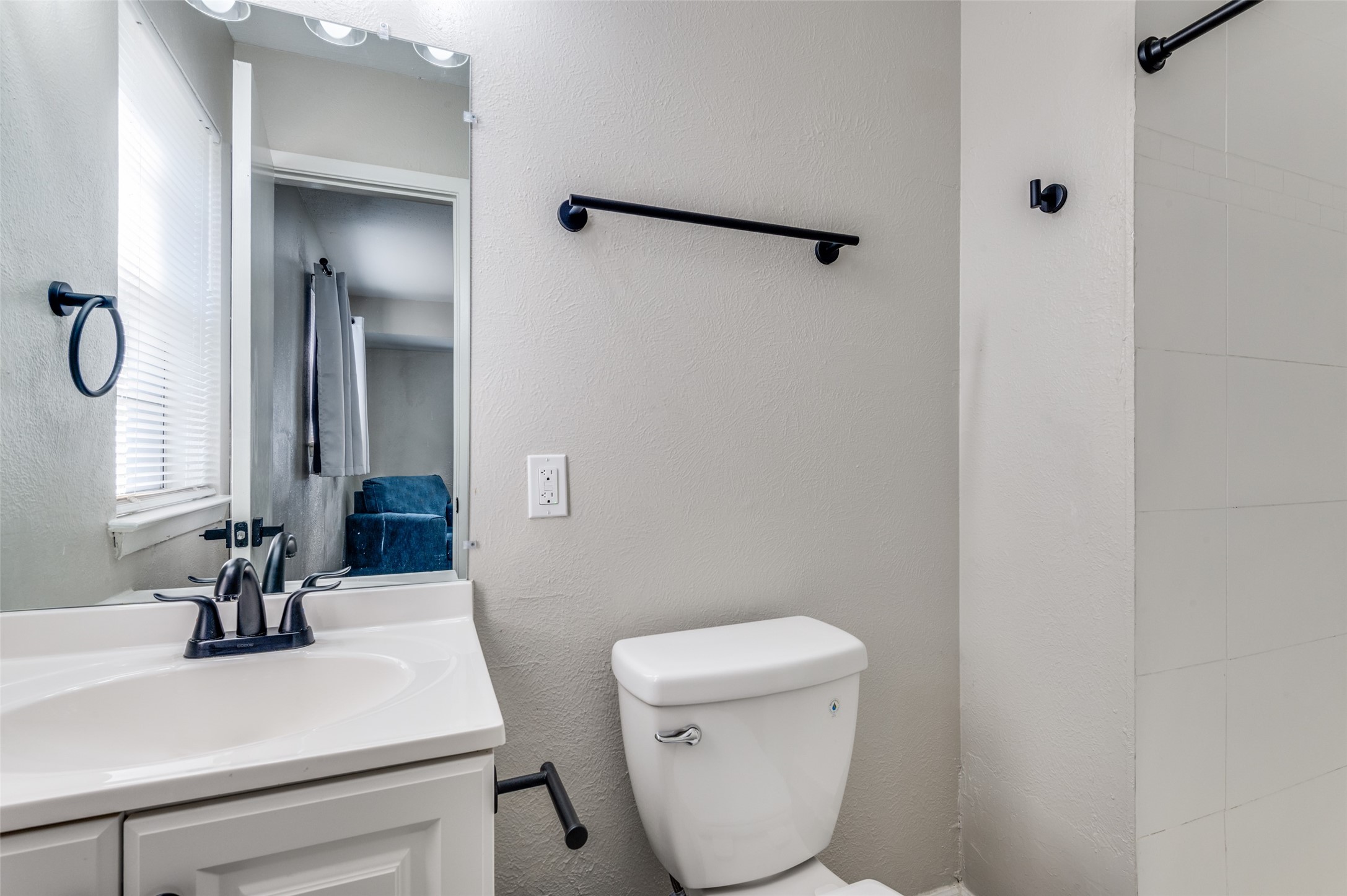 3820 Flamingo Lane Irving TX 75062