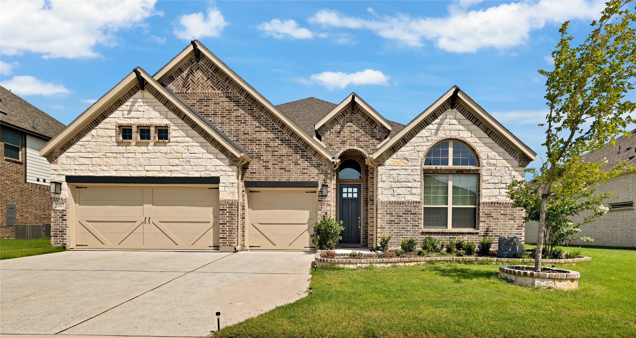2307 Sam Street Mansfield TX 76063
