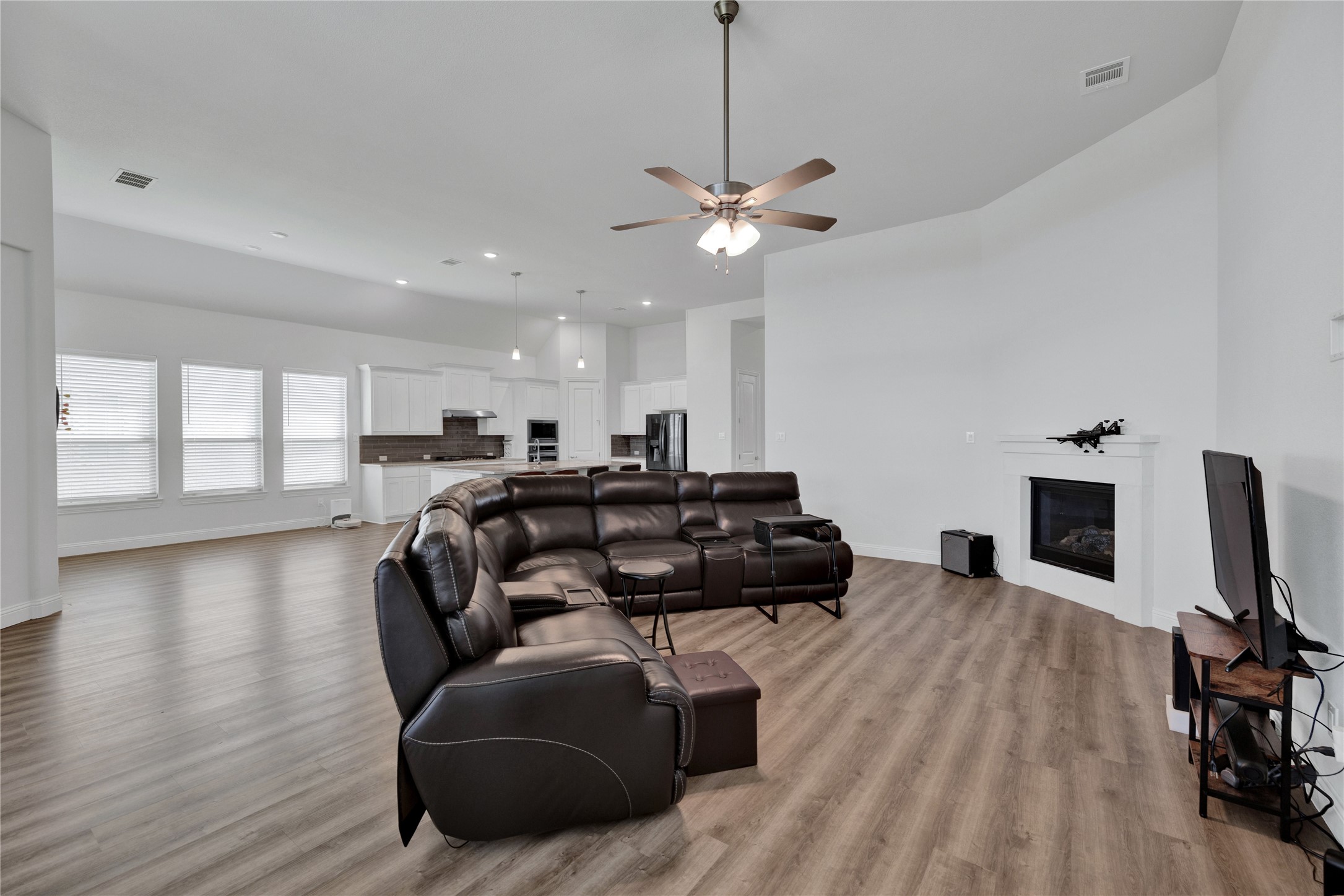 2307 Sam Street Mansfield TX 76063