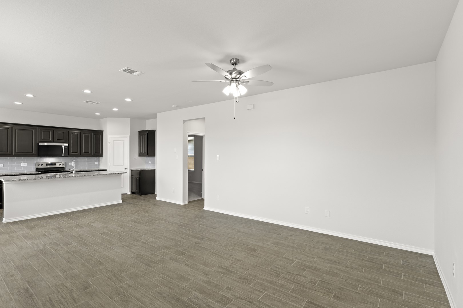 1713 Edgeway Drive Aubrey TX 76227