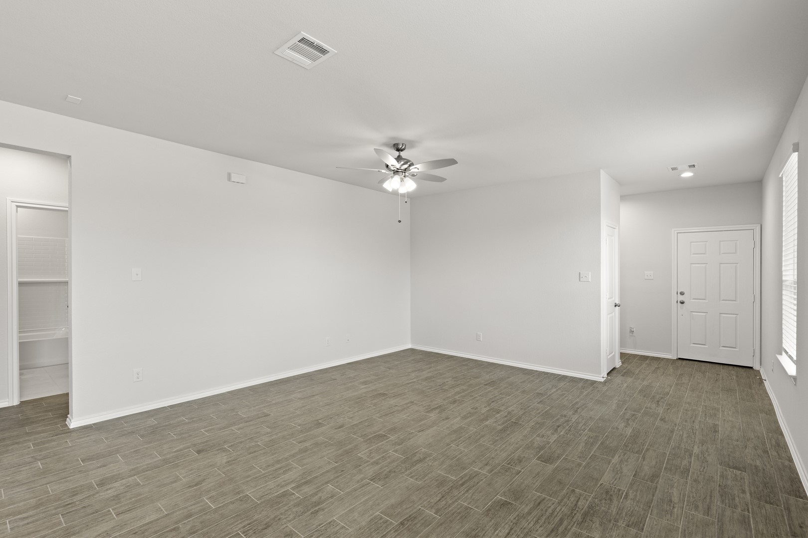 1713 Edgeway Drive Aubrey TX 76227