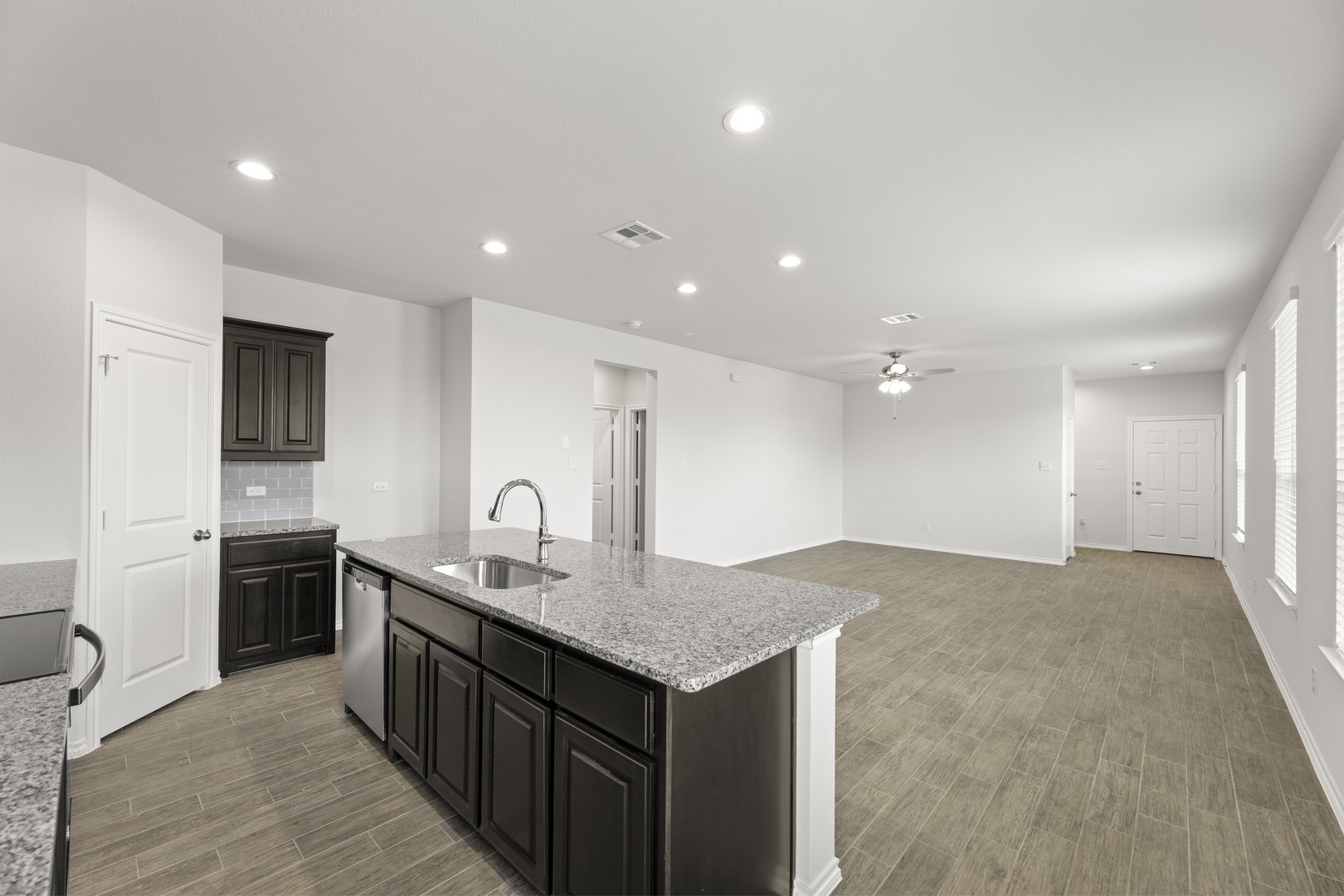 1713 Edgeway Drive Aubrey TX 76227