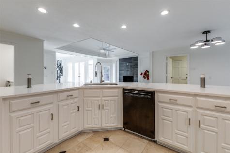 5738 Deseret Trail Dallas TX 75252