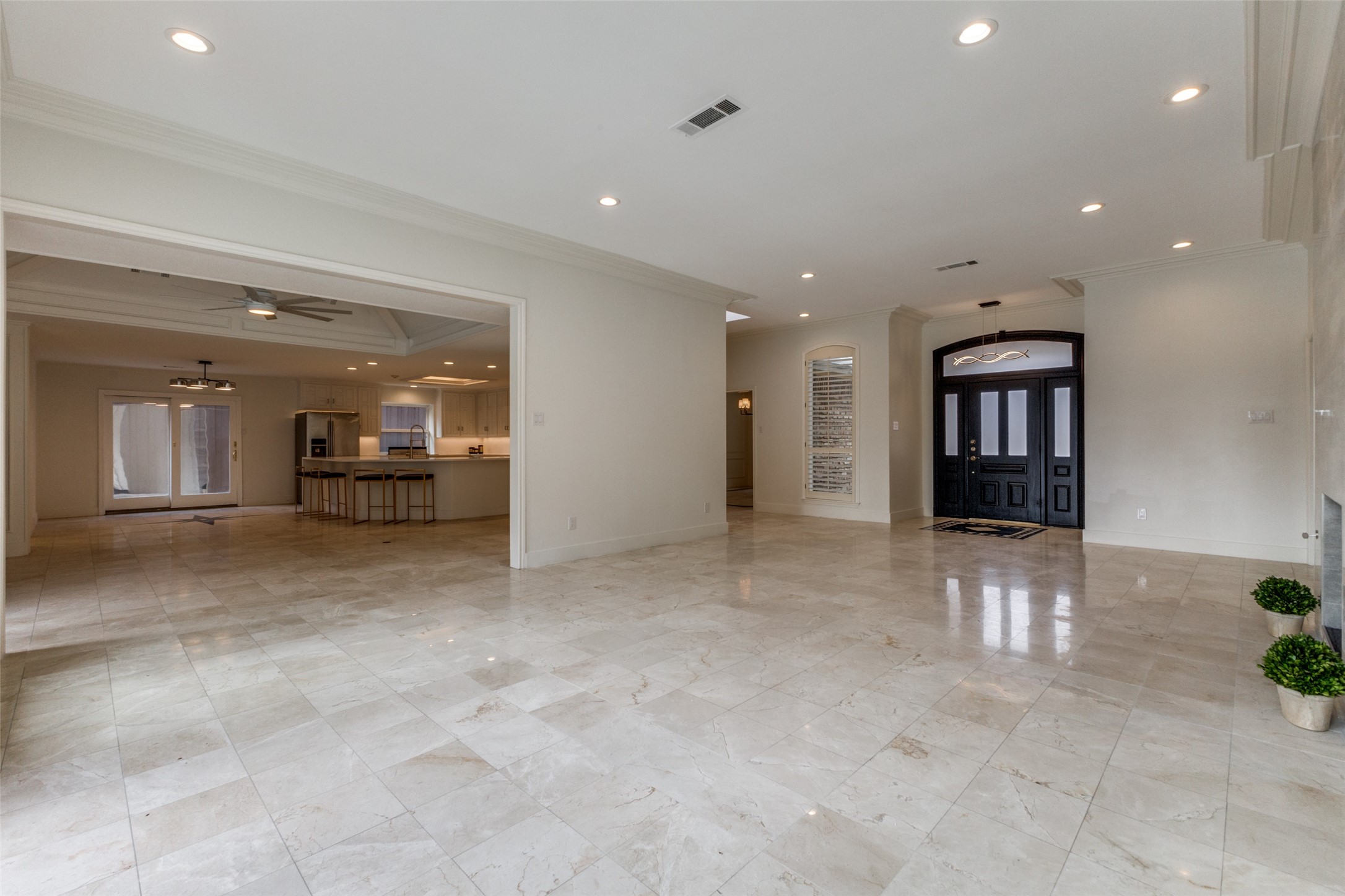 5738 Deseret Trail Dallas TX 75252