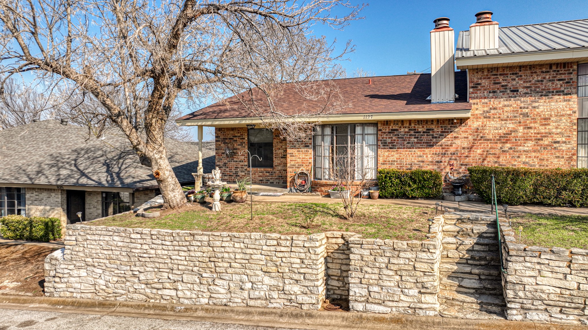 1127 S Rusk Street Weatherford TX 76086