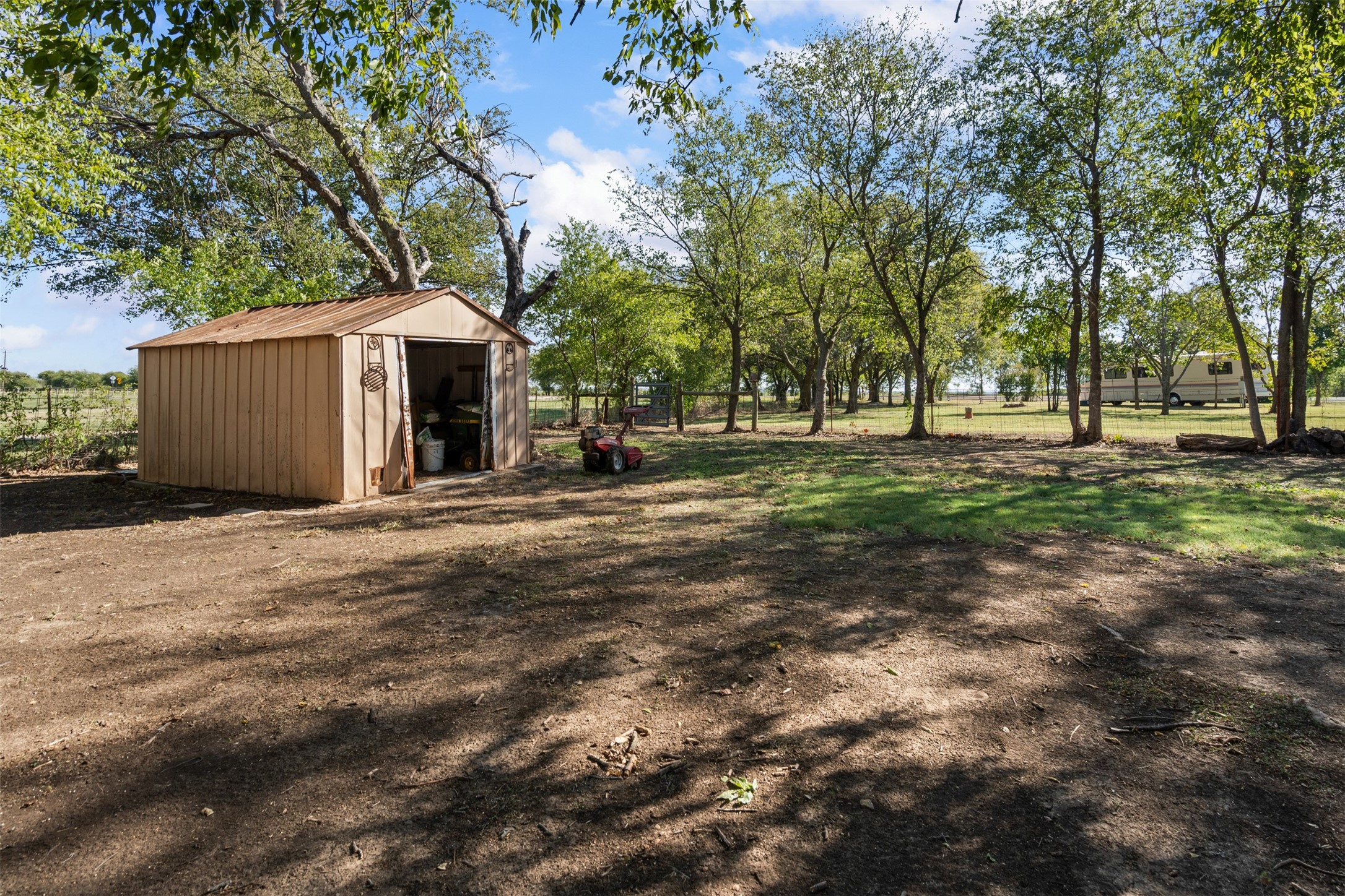 13800 Fm 1384 Justin TX 76247