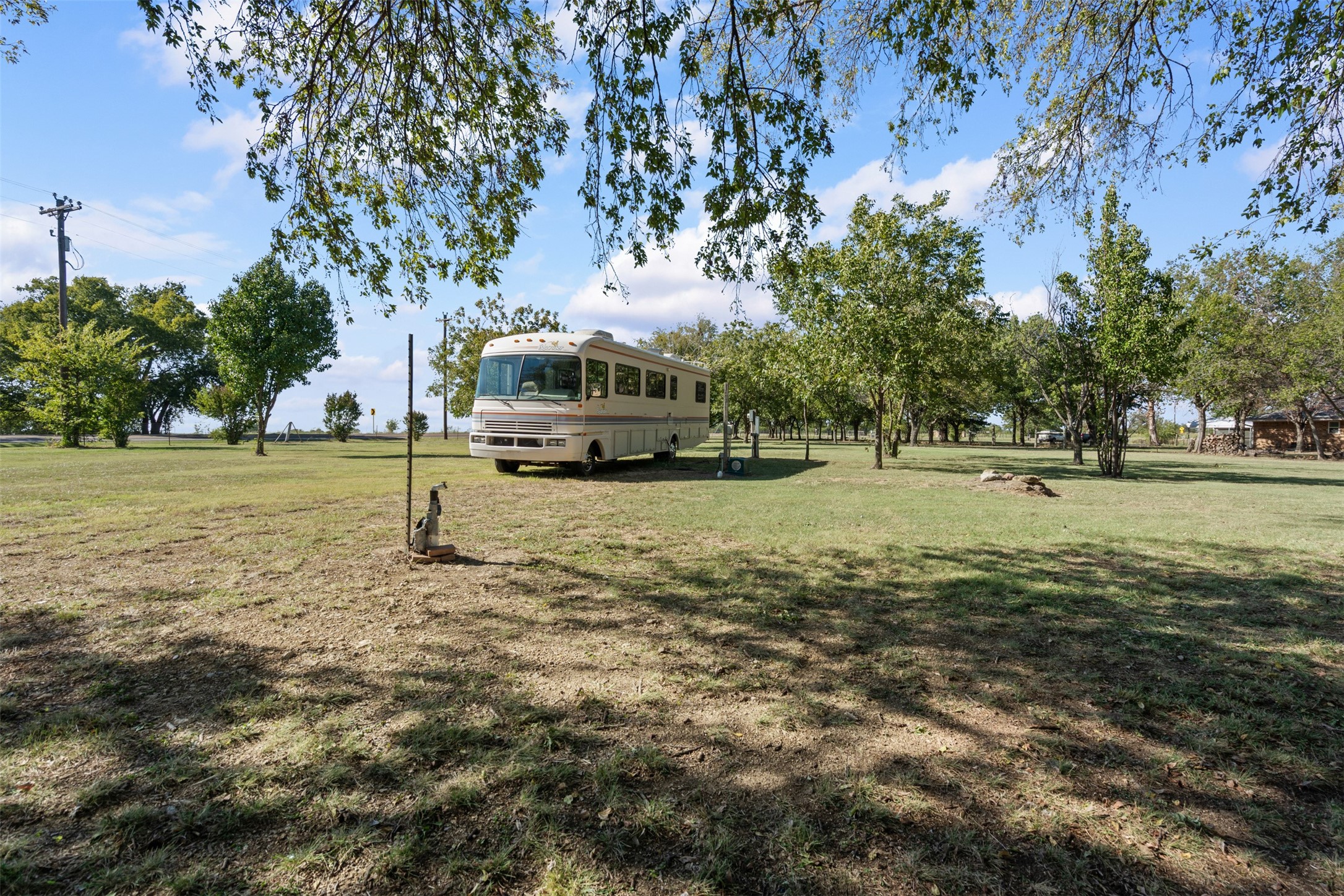 13800 Fm 1384 Justin TX 76247